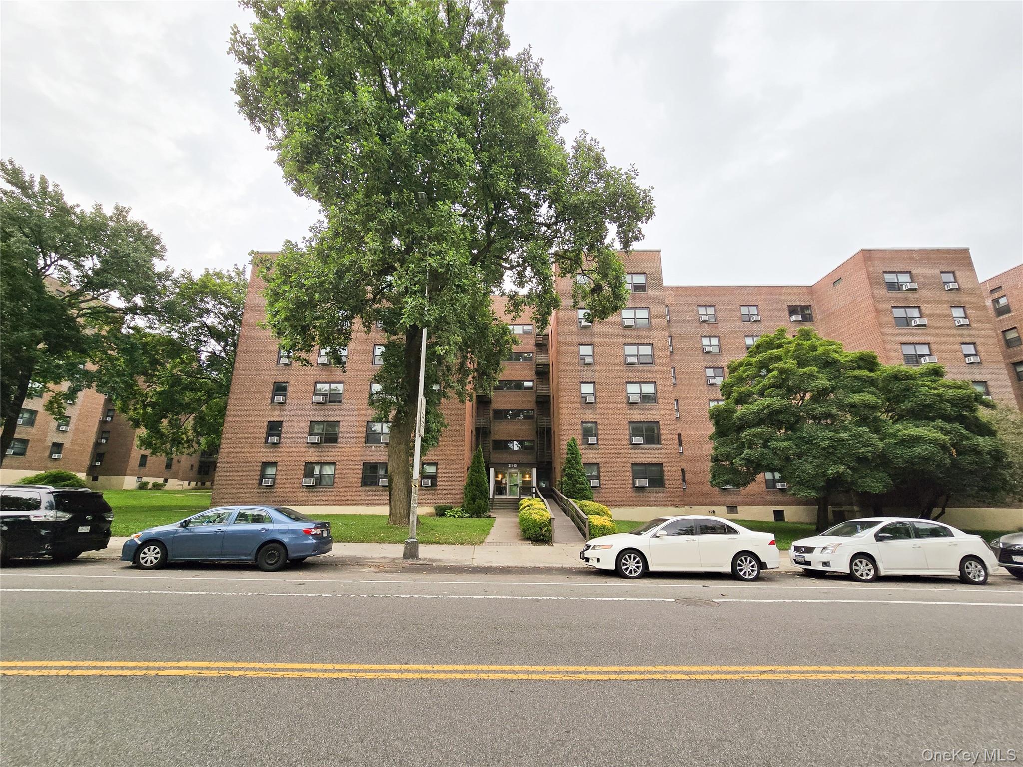211-10 73rd Avenue, Unit 3D