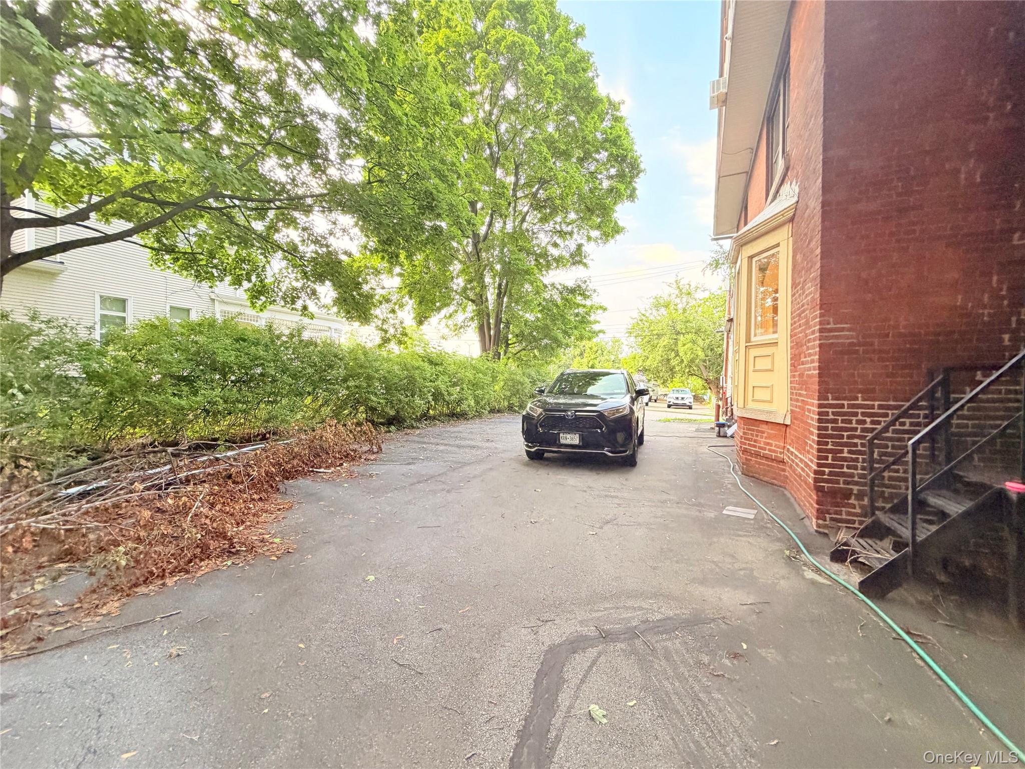 20 Roberts Street – For Rent photo 16