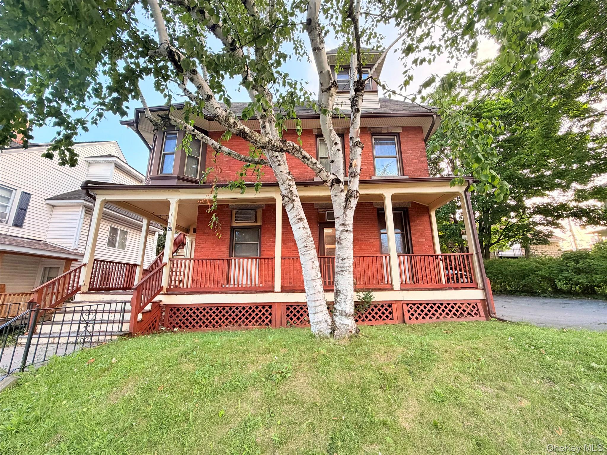 20 Roberts Street – For Rent photo 2