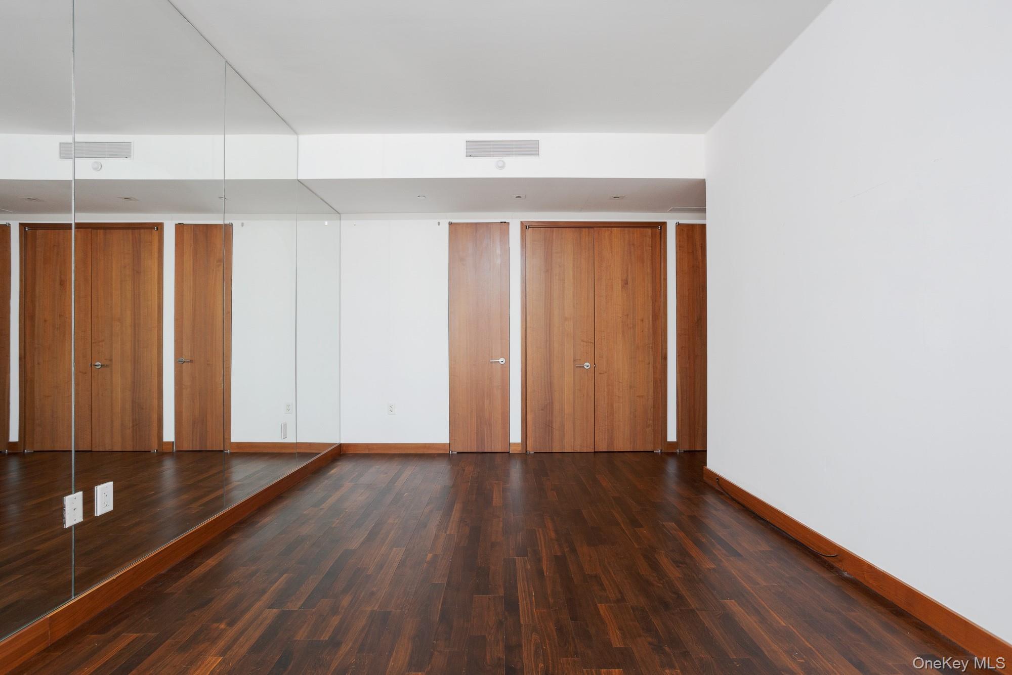 400 Fifth Avenue – For Sale photo 12