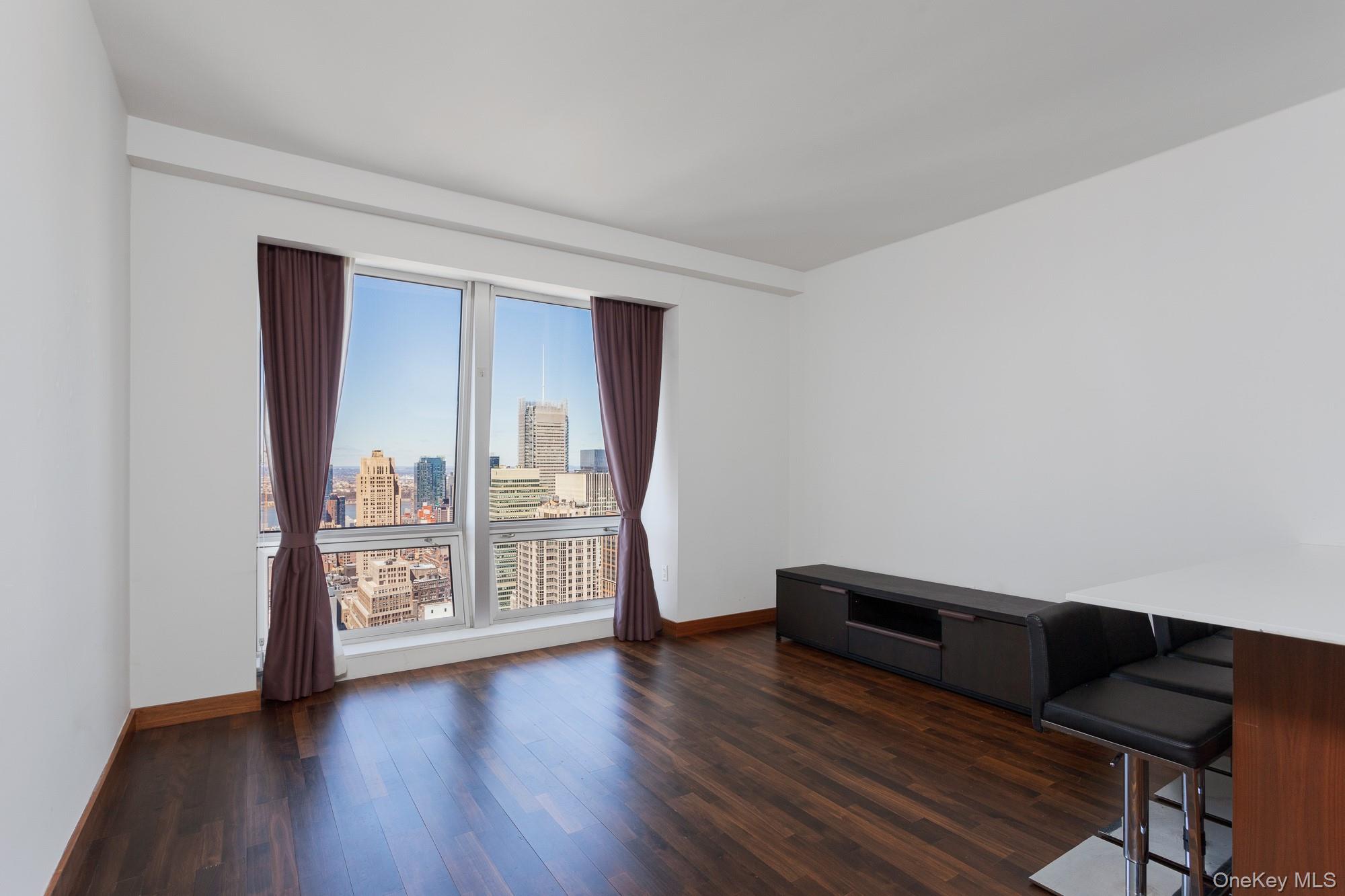 400 Fifth Avenue – For Sale photo 2