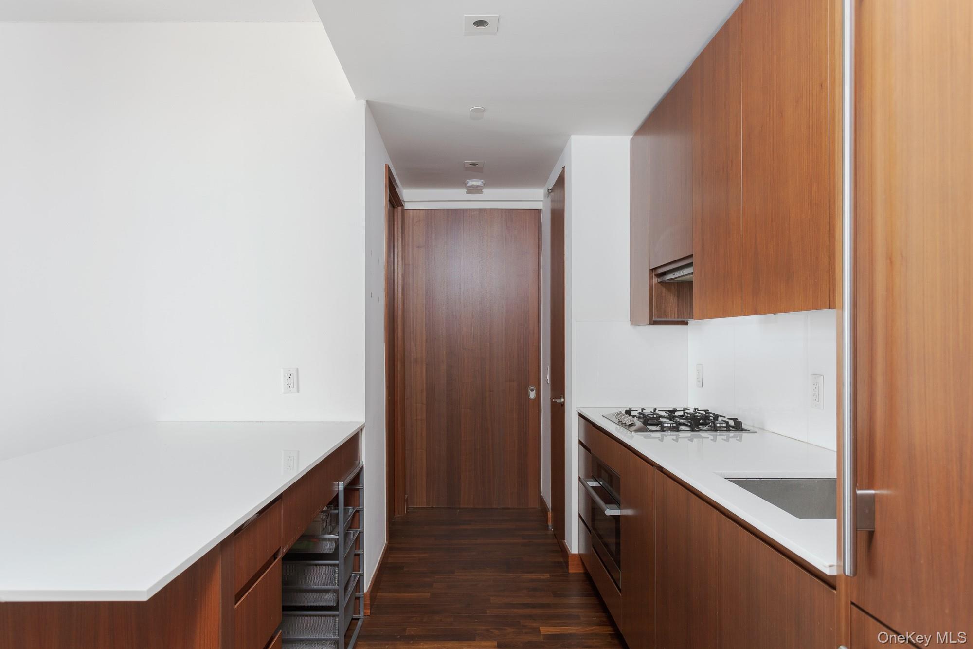 400 Fifth Avenue – For Sale photo 7