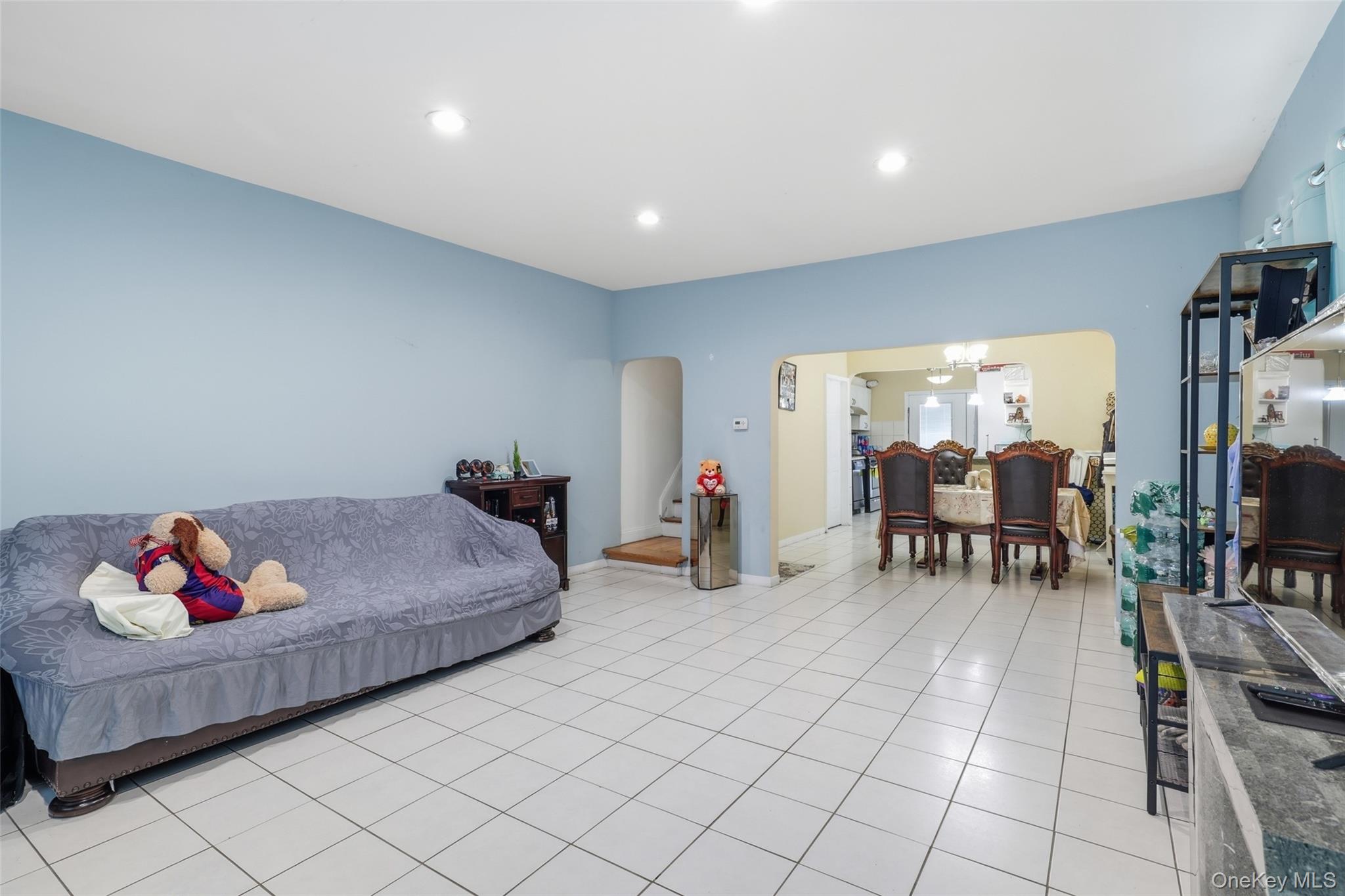 140 E Pine Street – For Sale photo 2