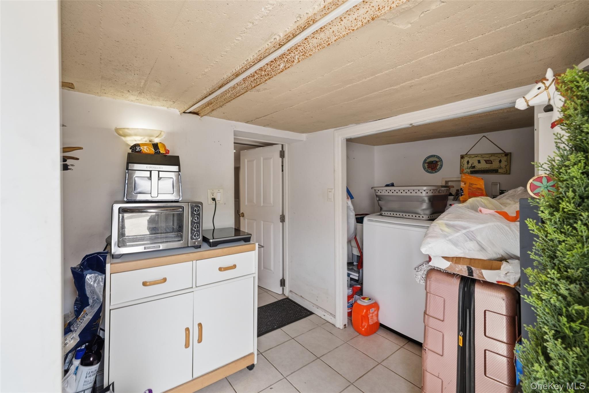 140 E Pine Street – For Sale photo 18