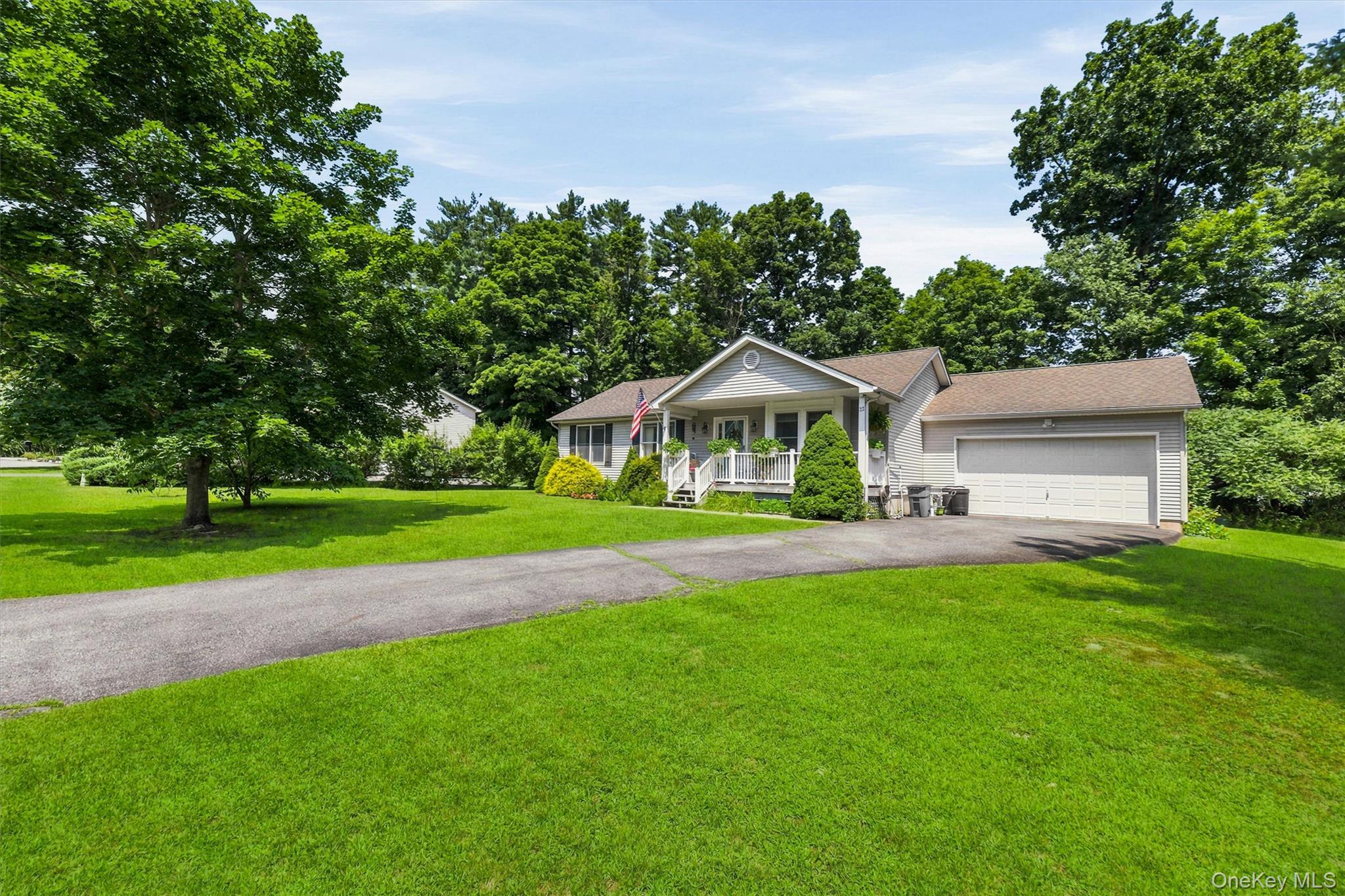 22 Rosewood Lane – For Sale photo 2