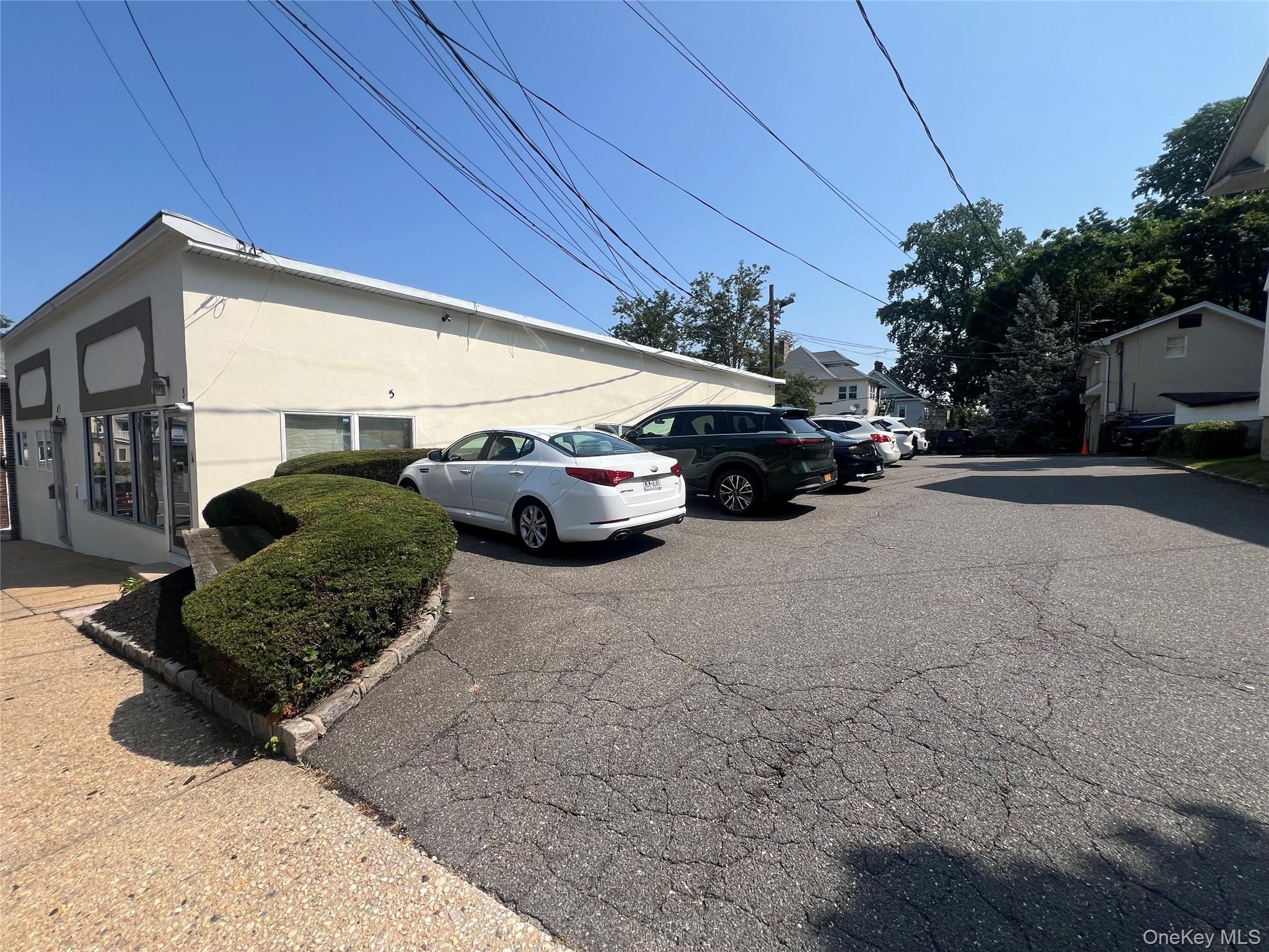 2-8 A Forest Avenue, Unit 5 photo 3