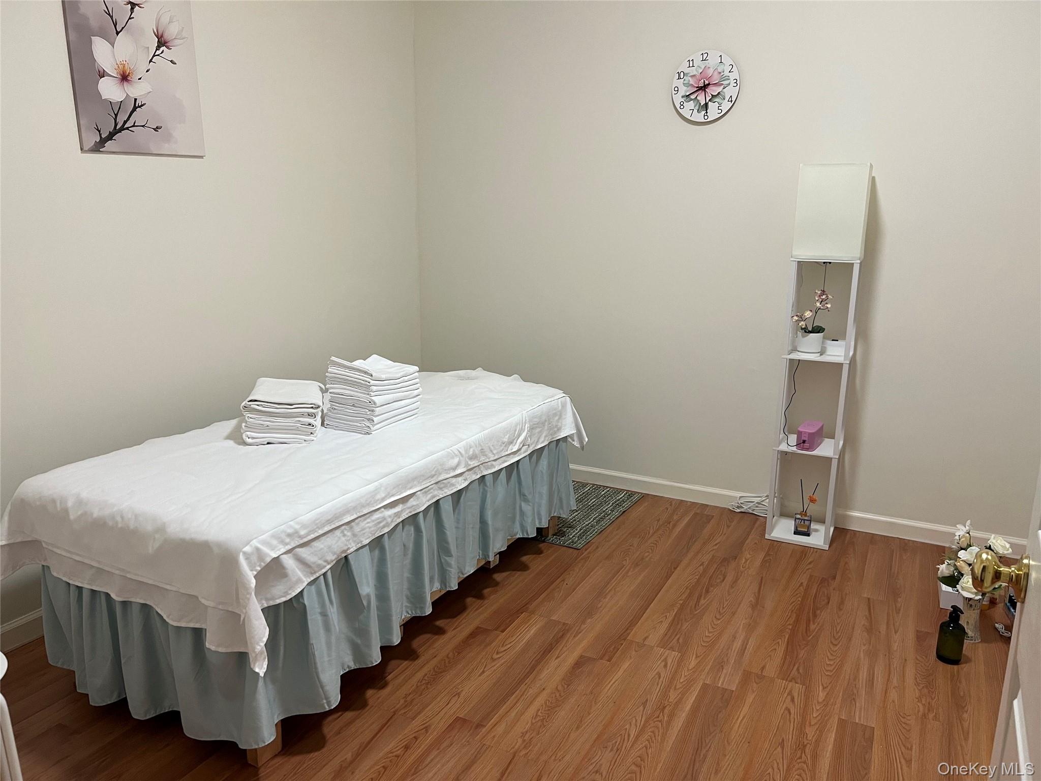 2-8 A Forest Avenue, Unit 5 photo 7