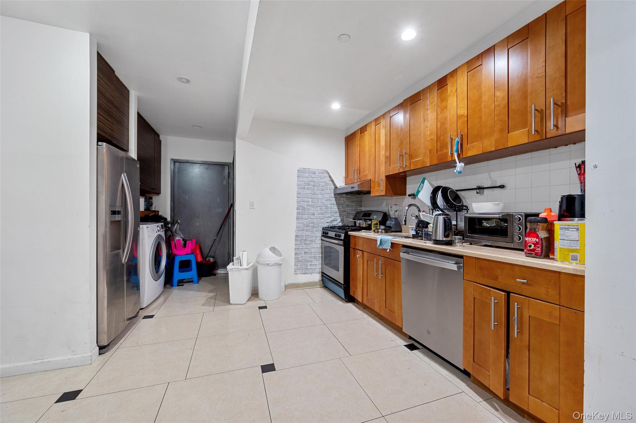 10607 Northern Boulevard, Unit 2B photo 5