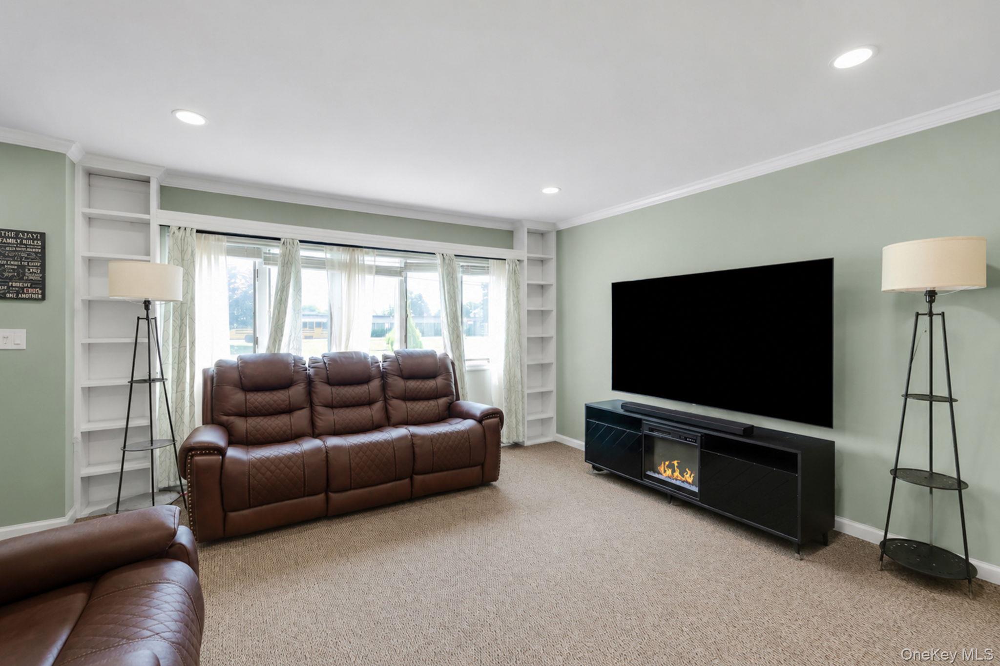 93 Deauville Boulevard – For Sale photo 4