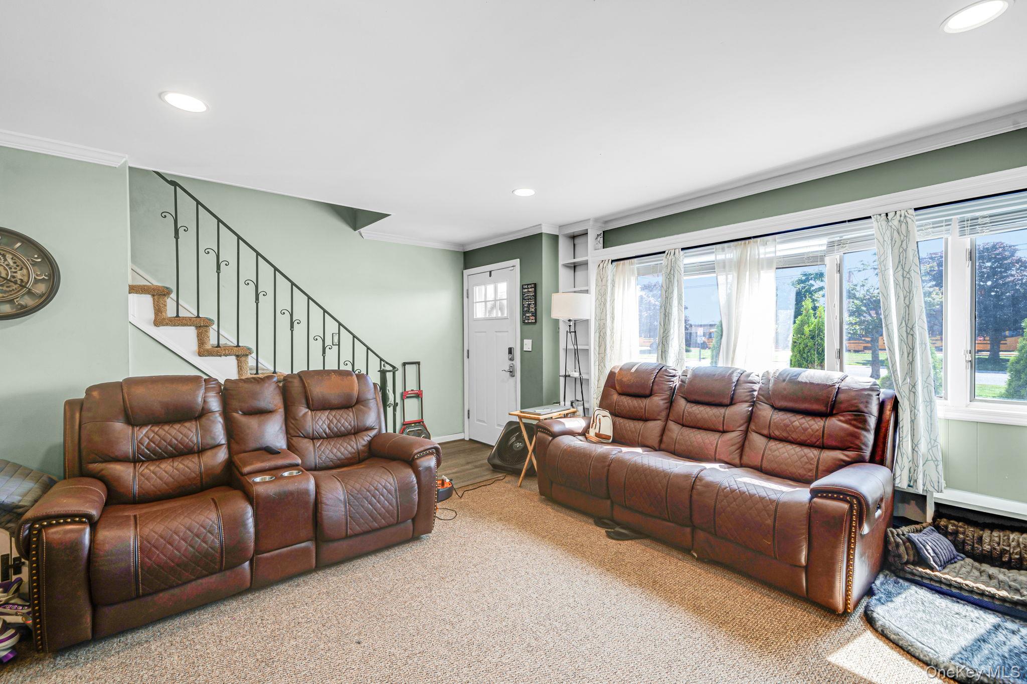 93 Deauville Boulevard – For Sale photo 5