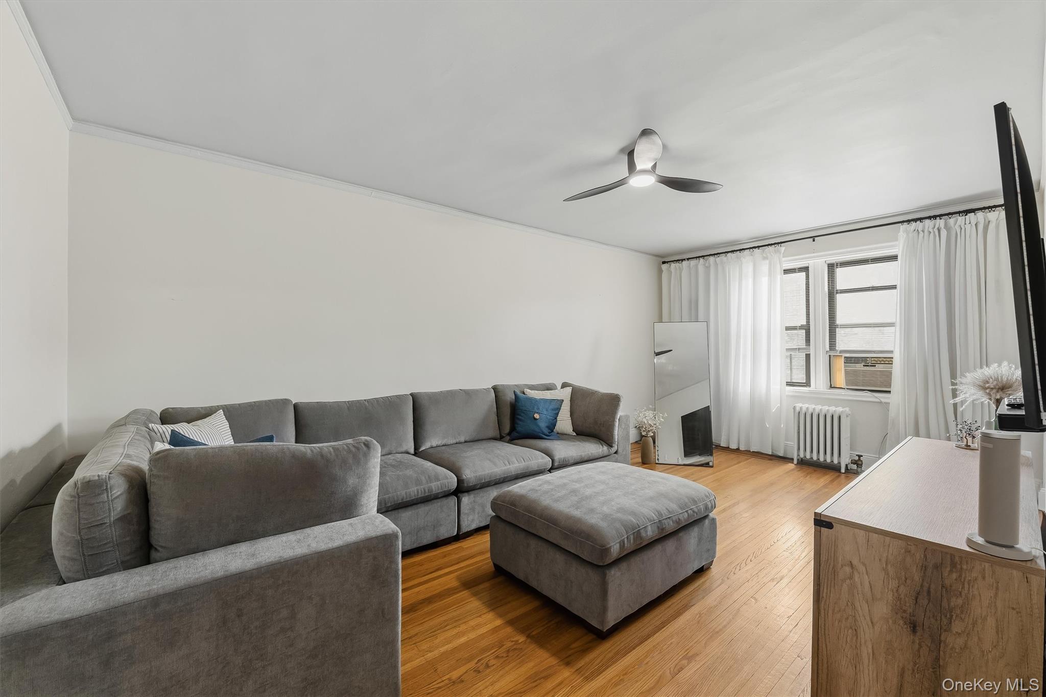 475 Bronx River Road, Unit 4B photo 6