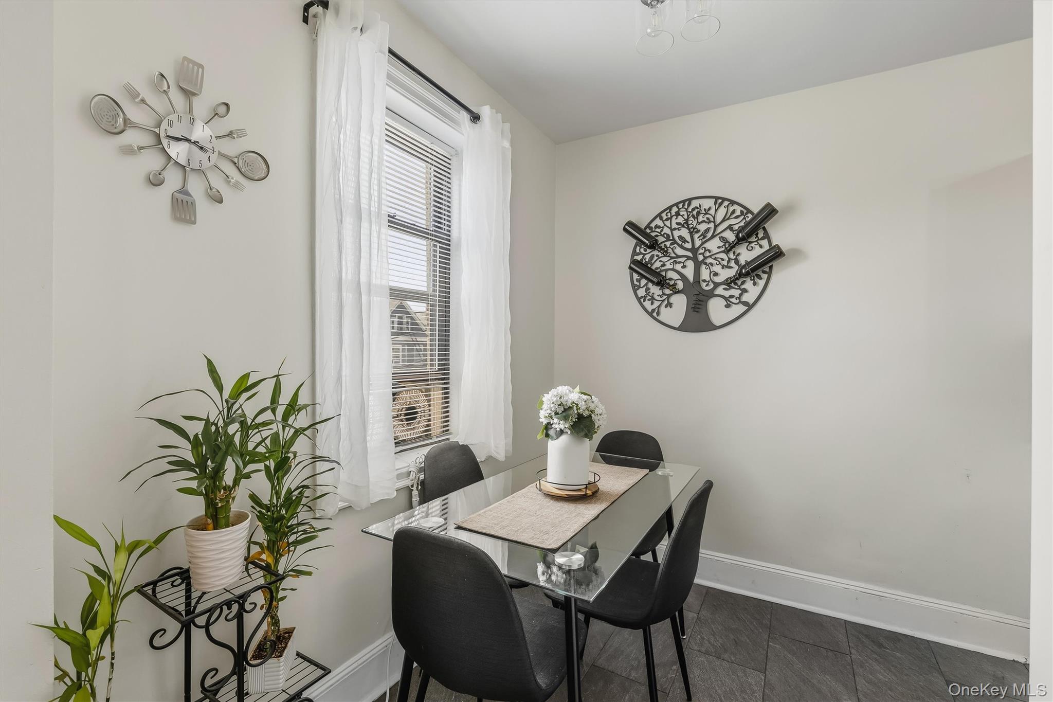475 Bronx River Road, Unit 4B photo 9