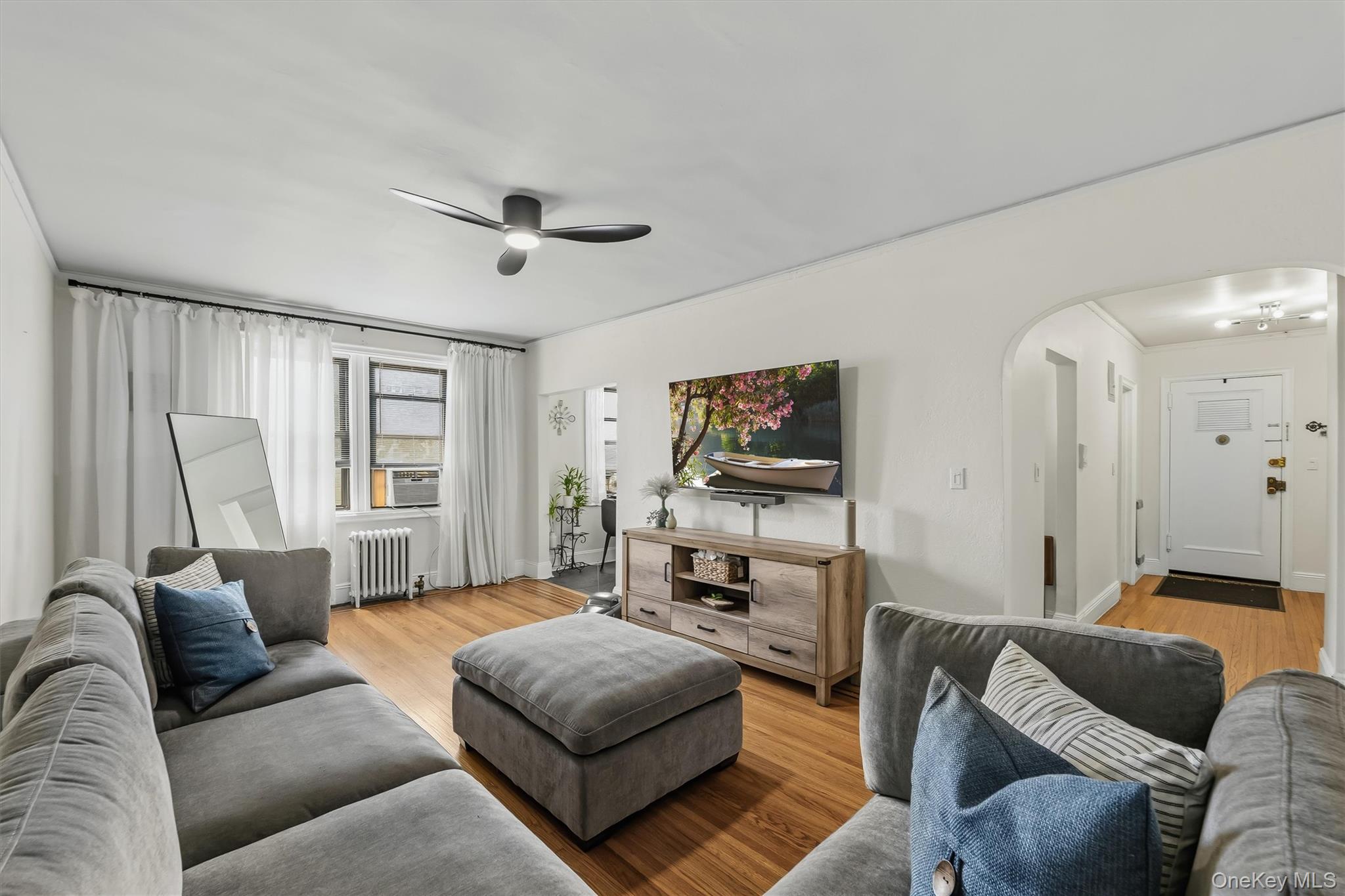 475 Bronx River Road, Unit 4B photo 7