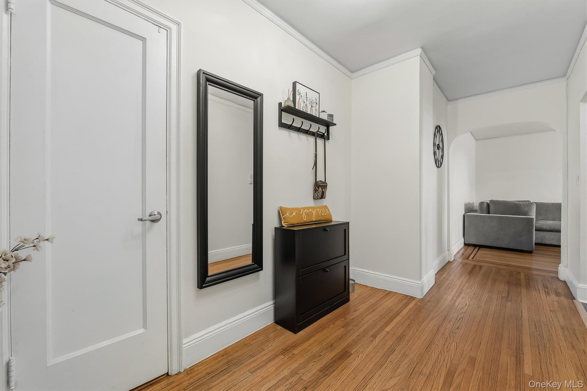 475 Bronx River Road, Unit 4B photo 5