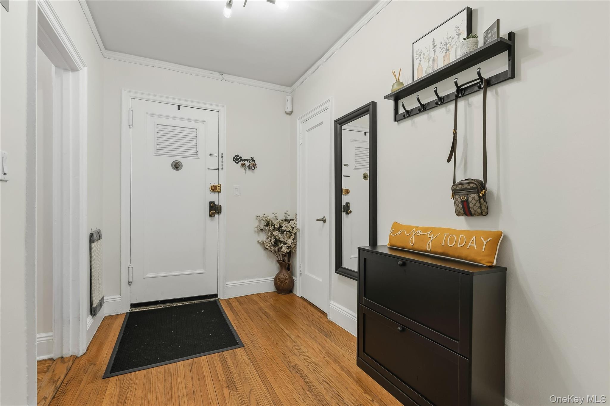 475 Bronx River Road, Unit 4B photo 4