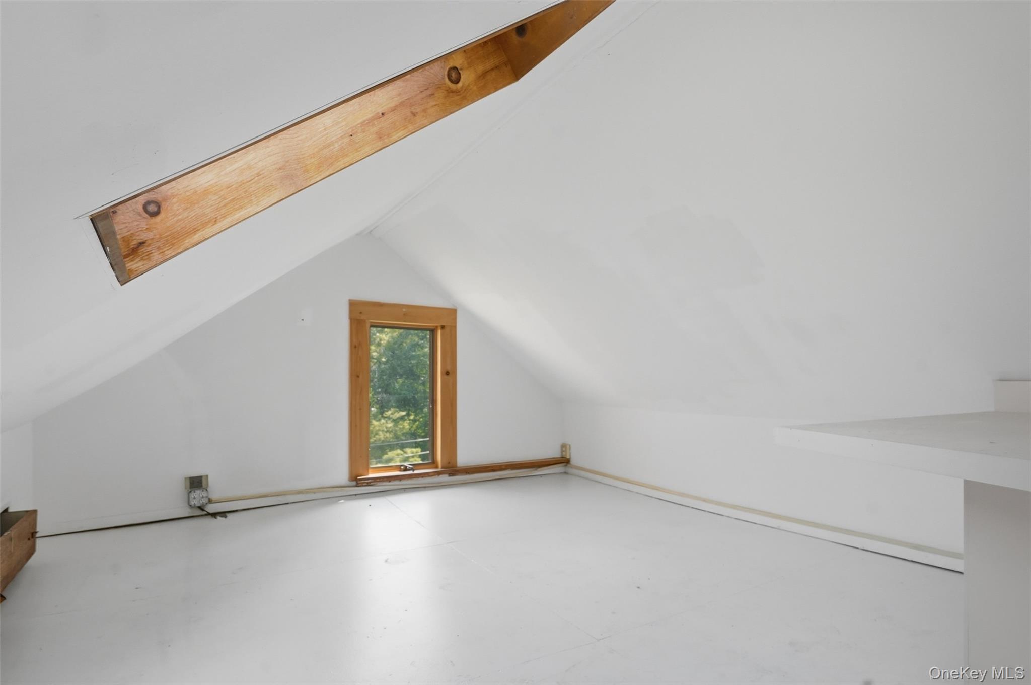 736 Sundown Road – For Sale photo 28