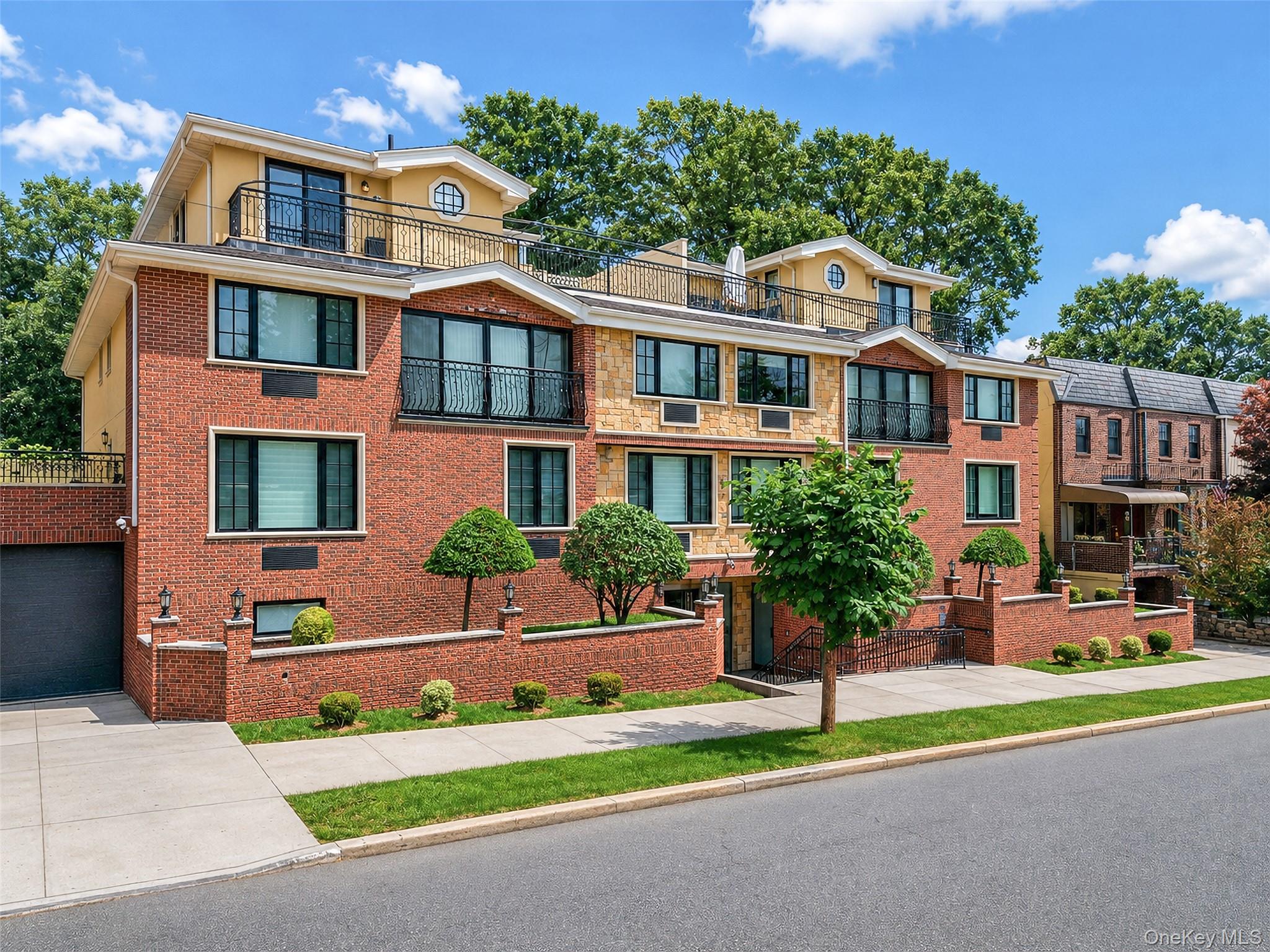 185 Battery Avenue, Unit 2A photo 4