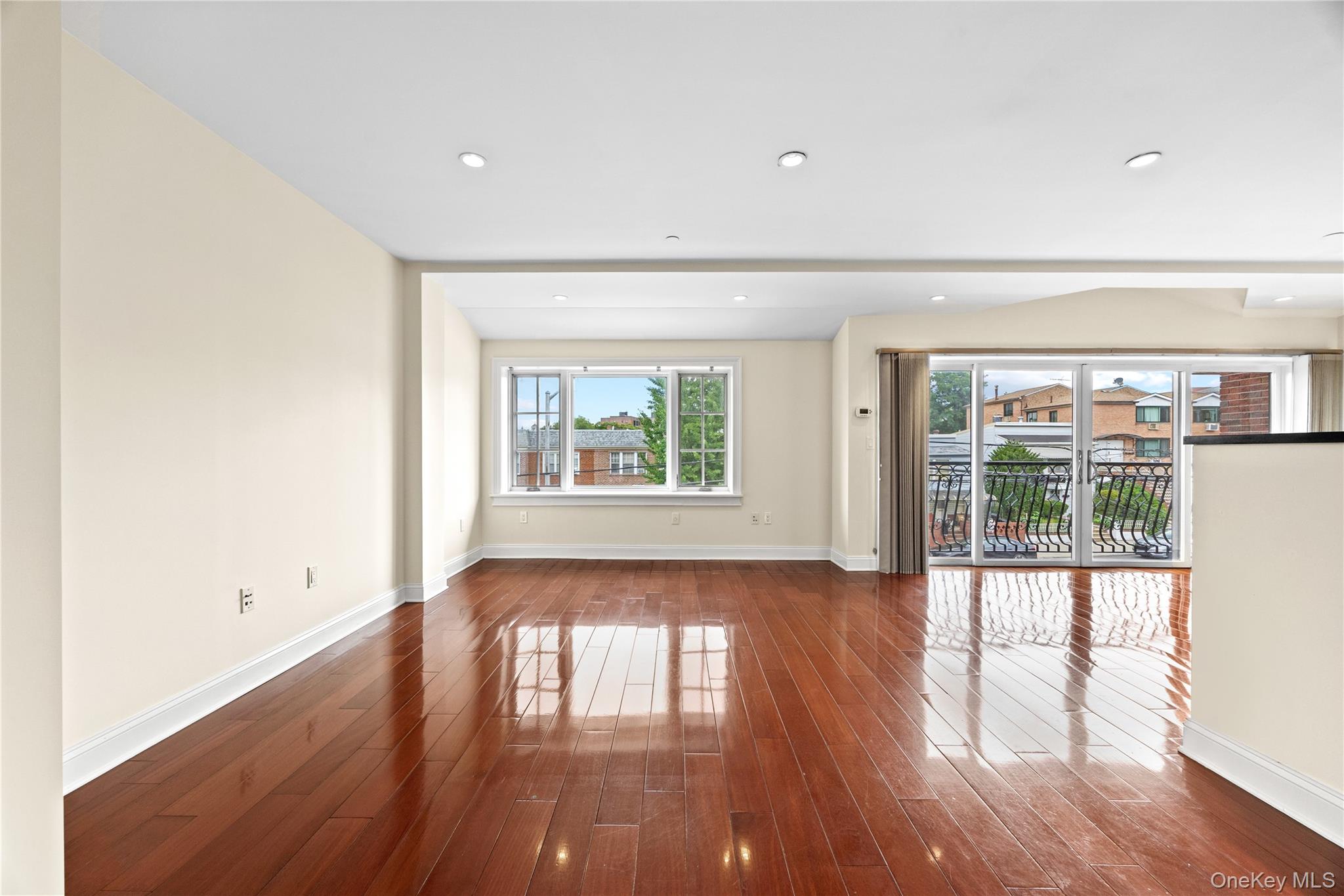 185 Battery Avenue, Unit 2A photo 8