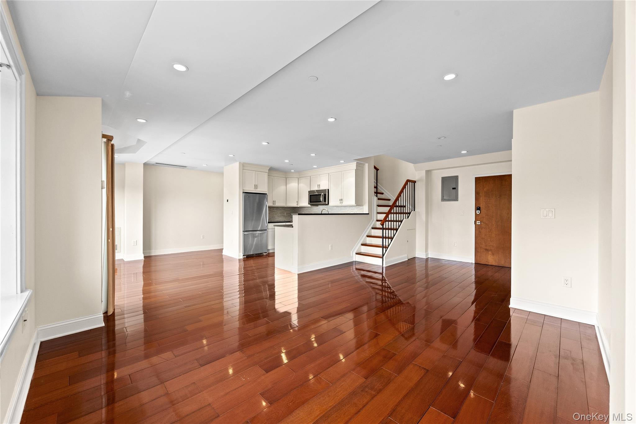 185 Battery Avenue, Unit 2A photo 7