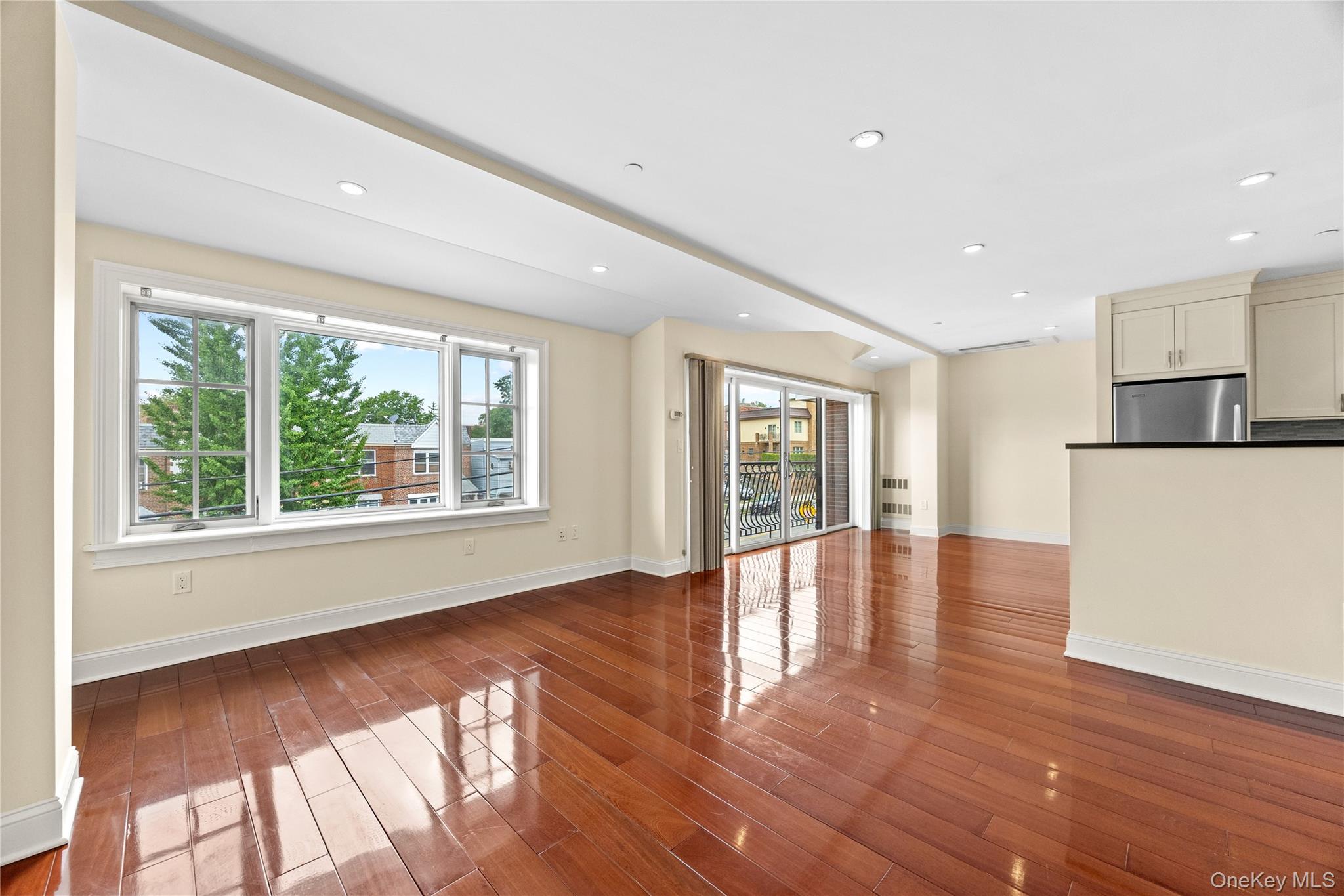 185 Battery Avenue, Unit 2A photo 11