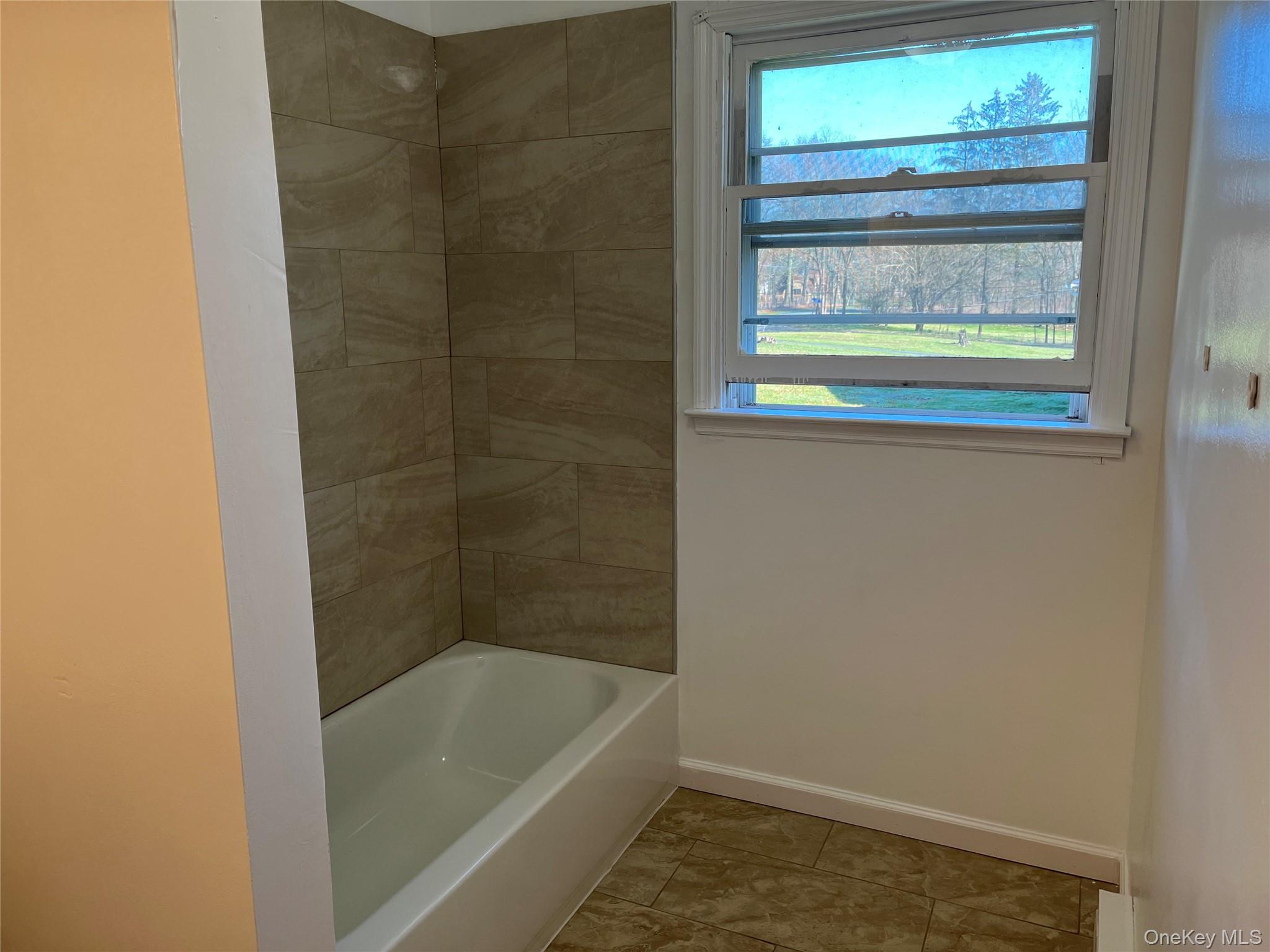 310 Browns Road – For Rent photo 13