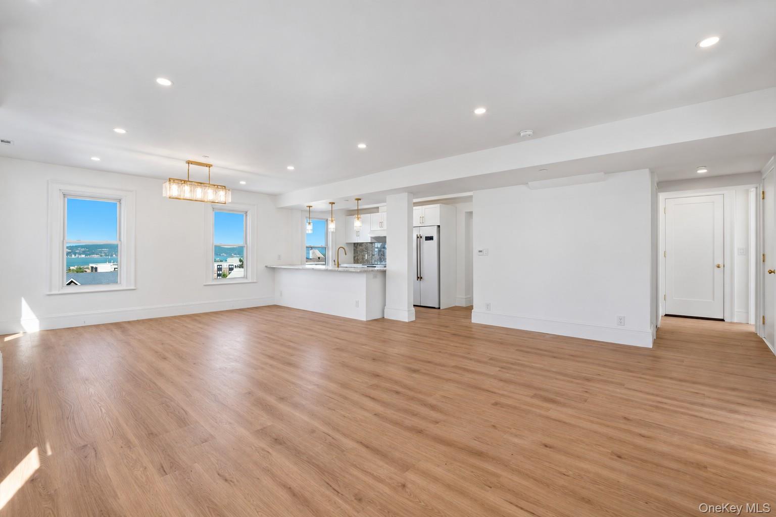 35 South Broadway, Unit Duplex photo 11