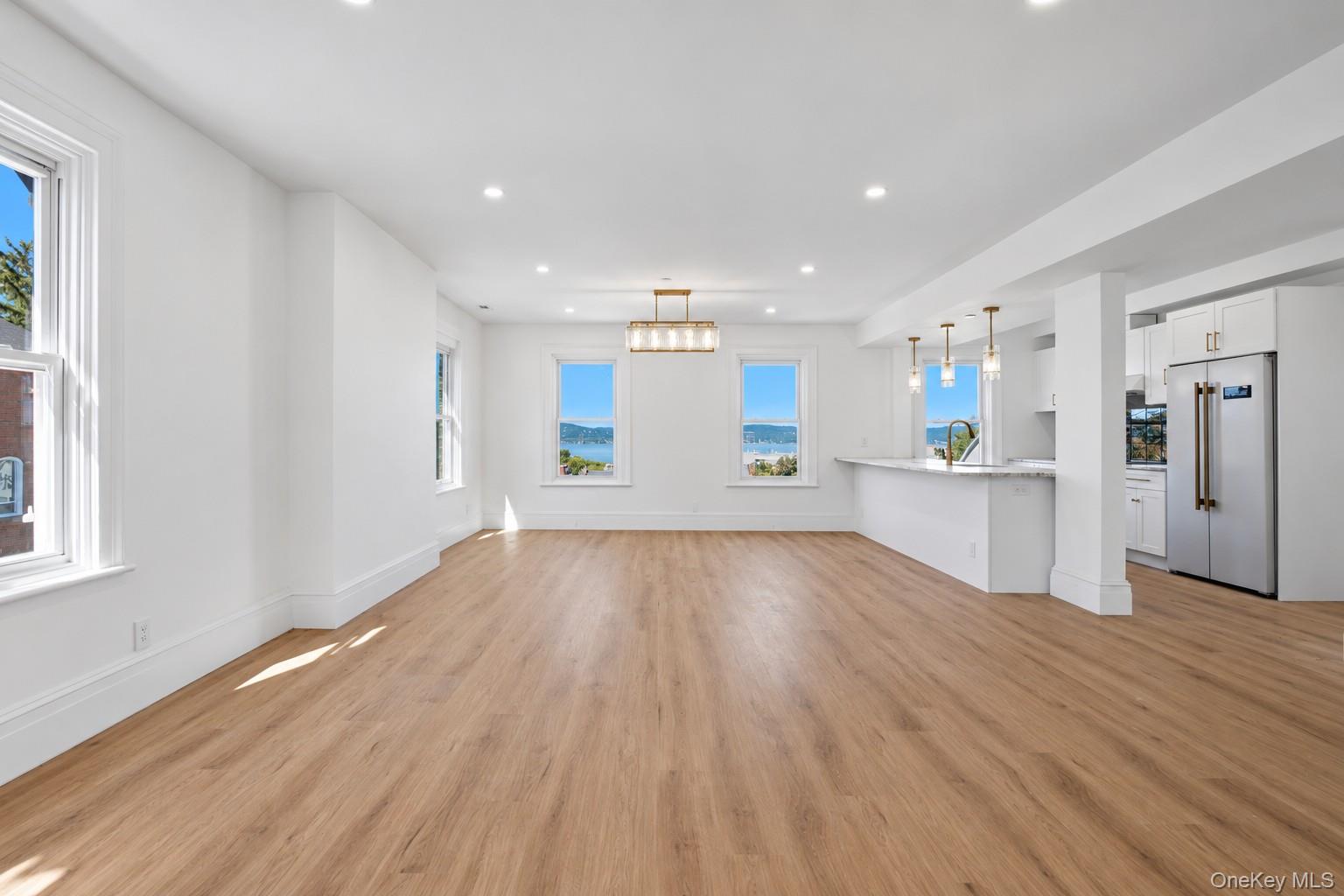 35 South Broadway, Unit Duplex photo 10