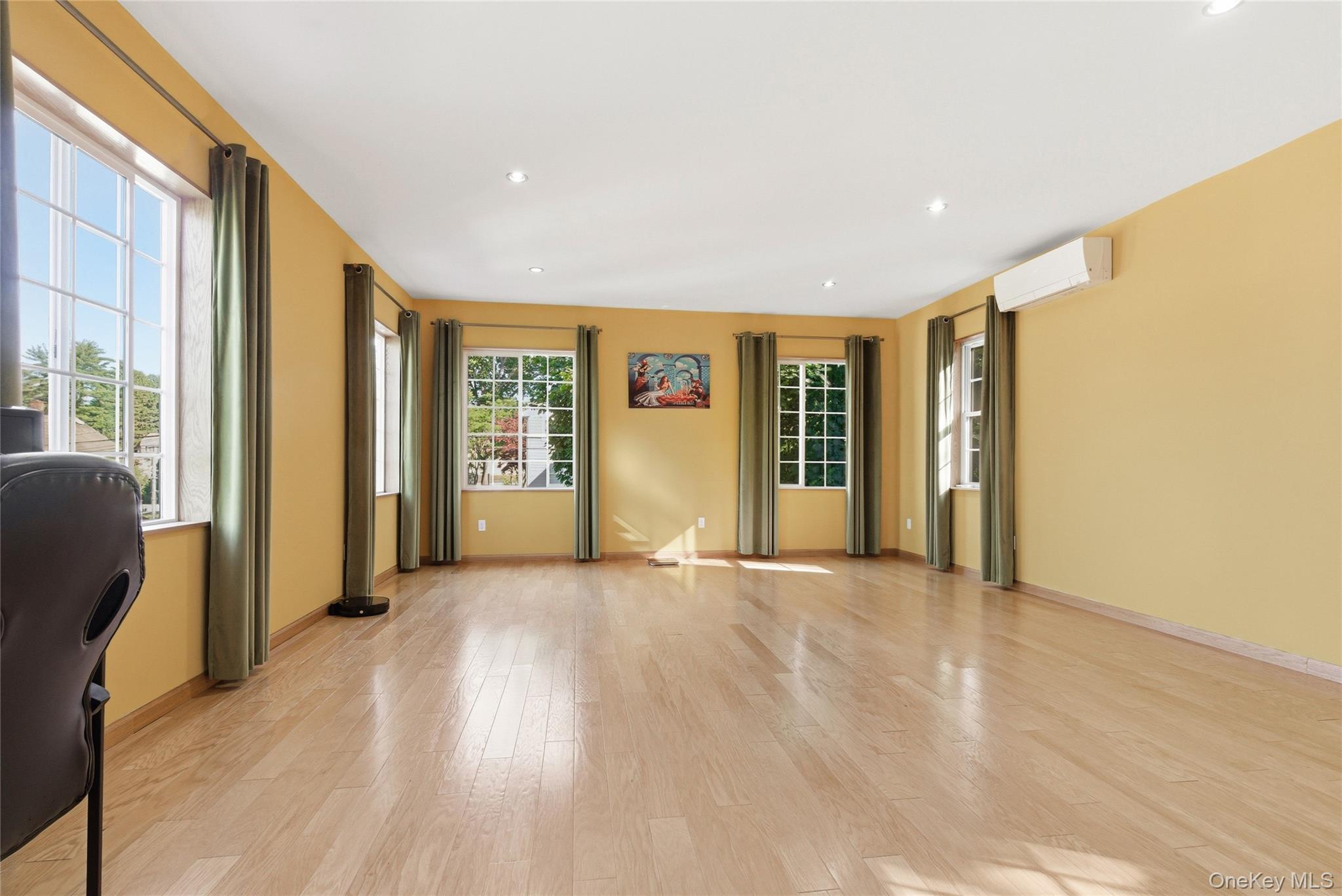 216 Catherine Street – For Sale photo 5