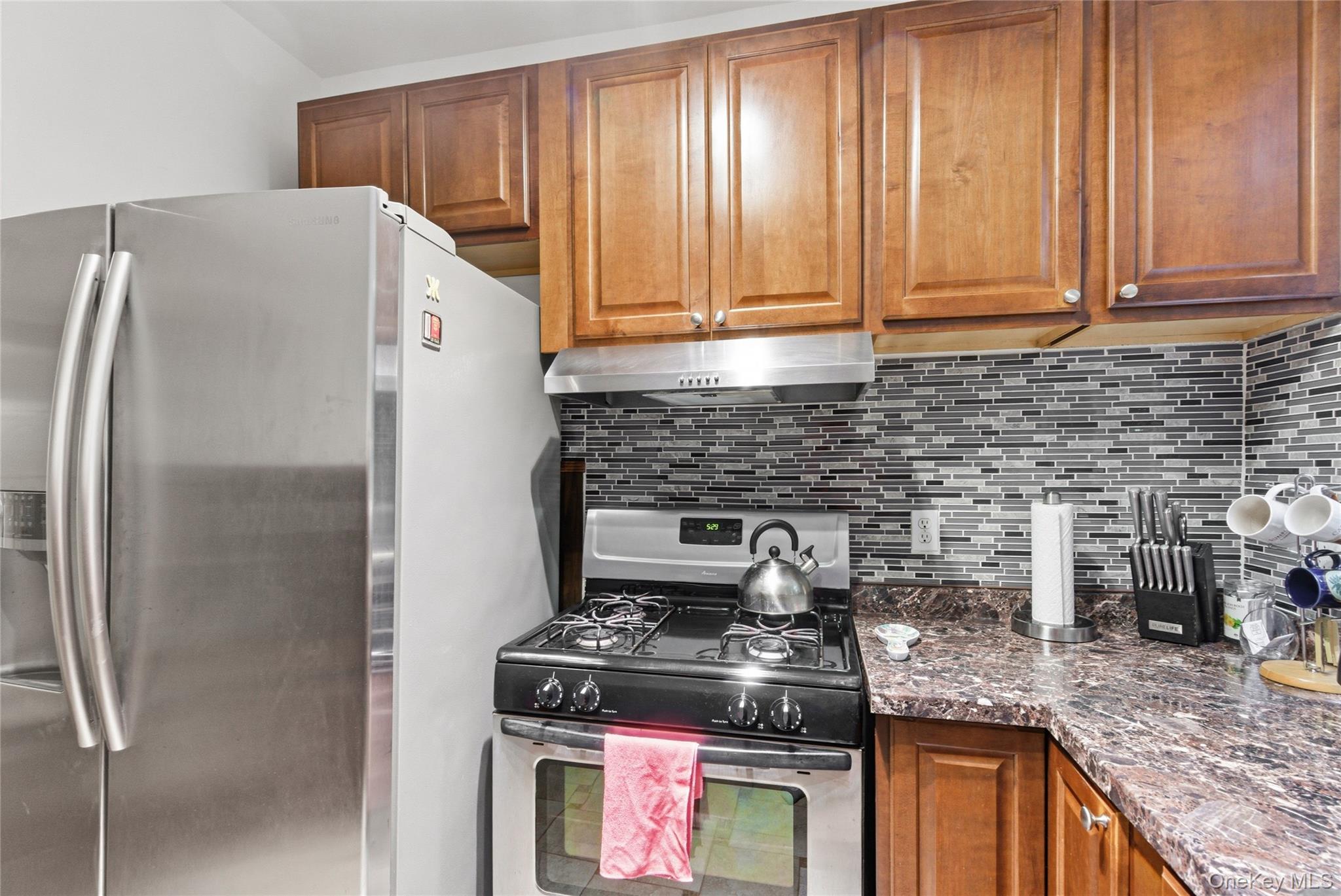 216 Catherine Street – For Sale photo 27