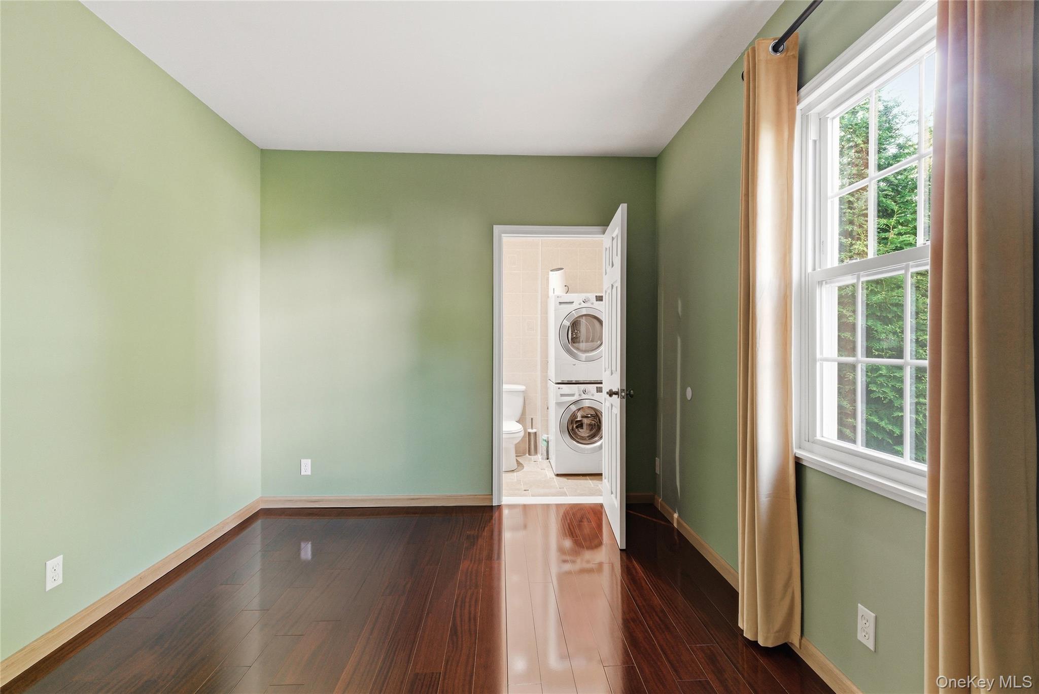 216 Catherine Street – For Sale photo 23