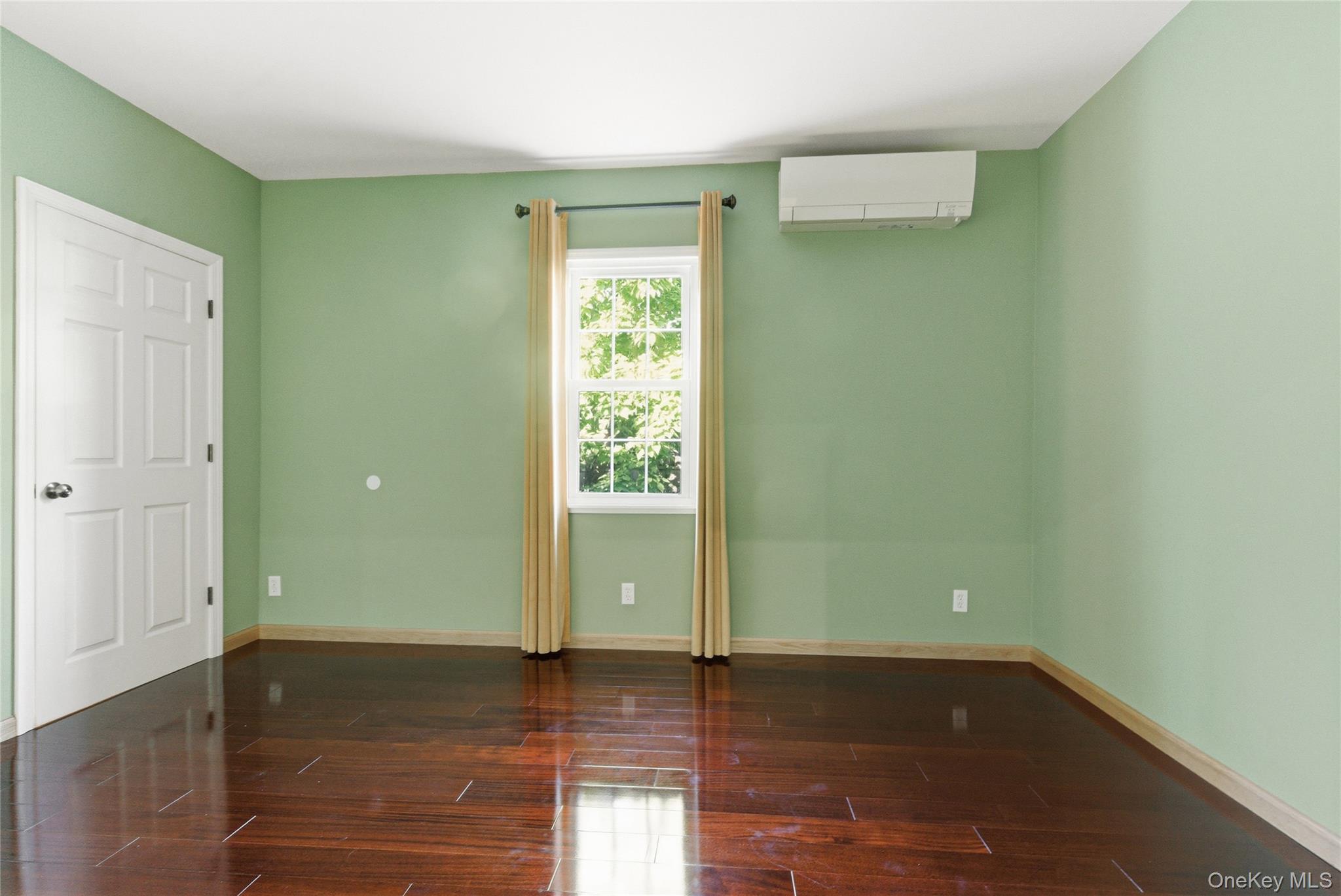 216 Catherine Street – For Sale photo 24