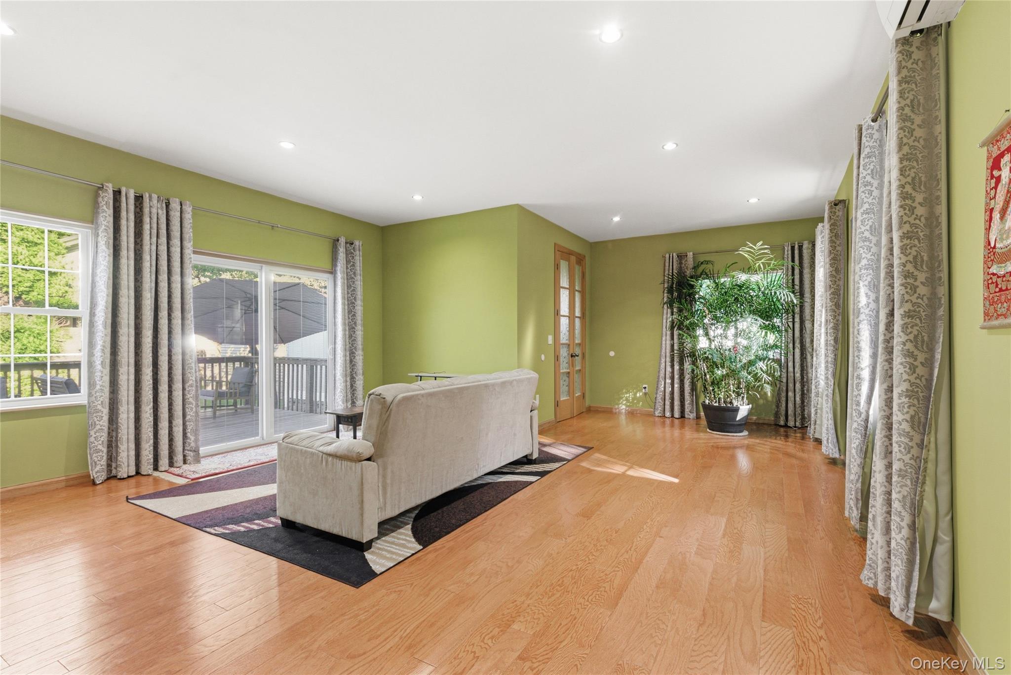 216 Catherine Street – For Sale photo 15