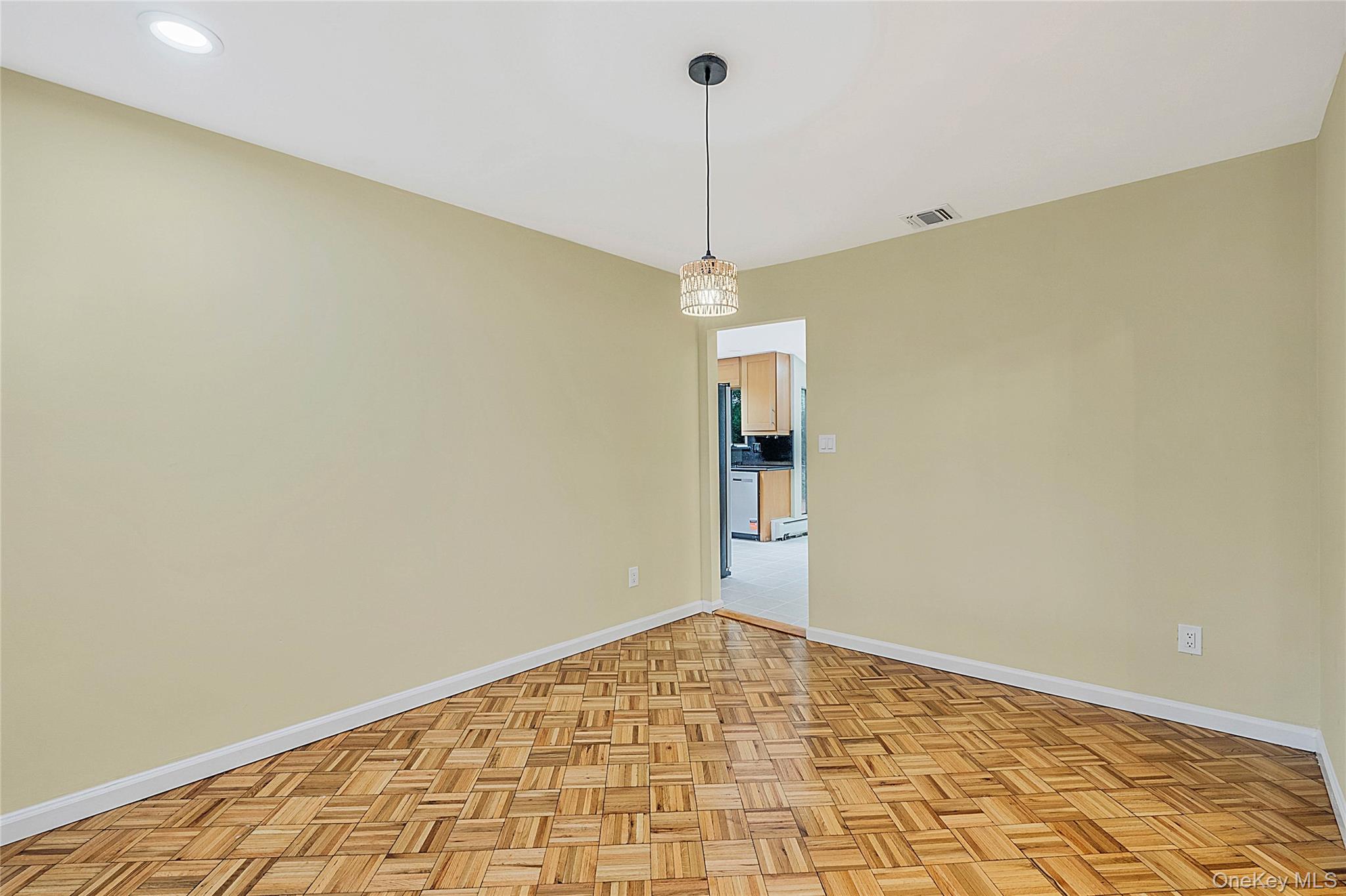 15 Dix Circle – For Sale photo 19