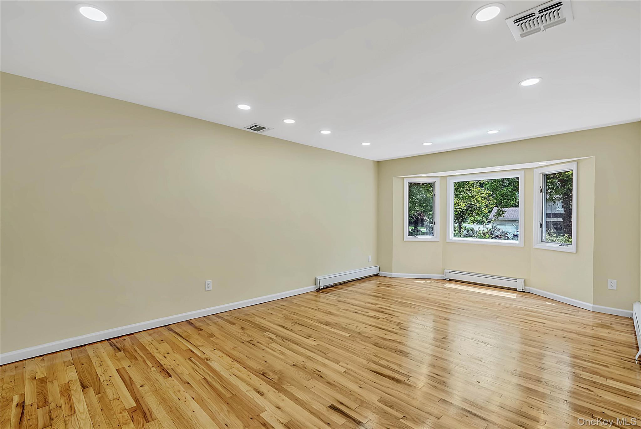 15 Dix Circle – For Sale photo 10