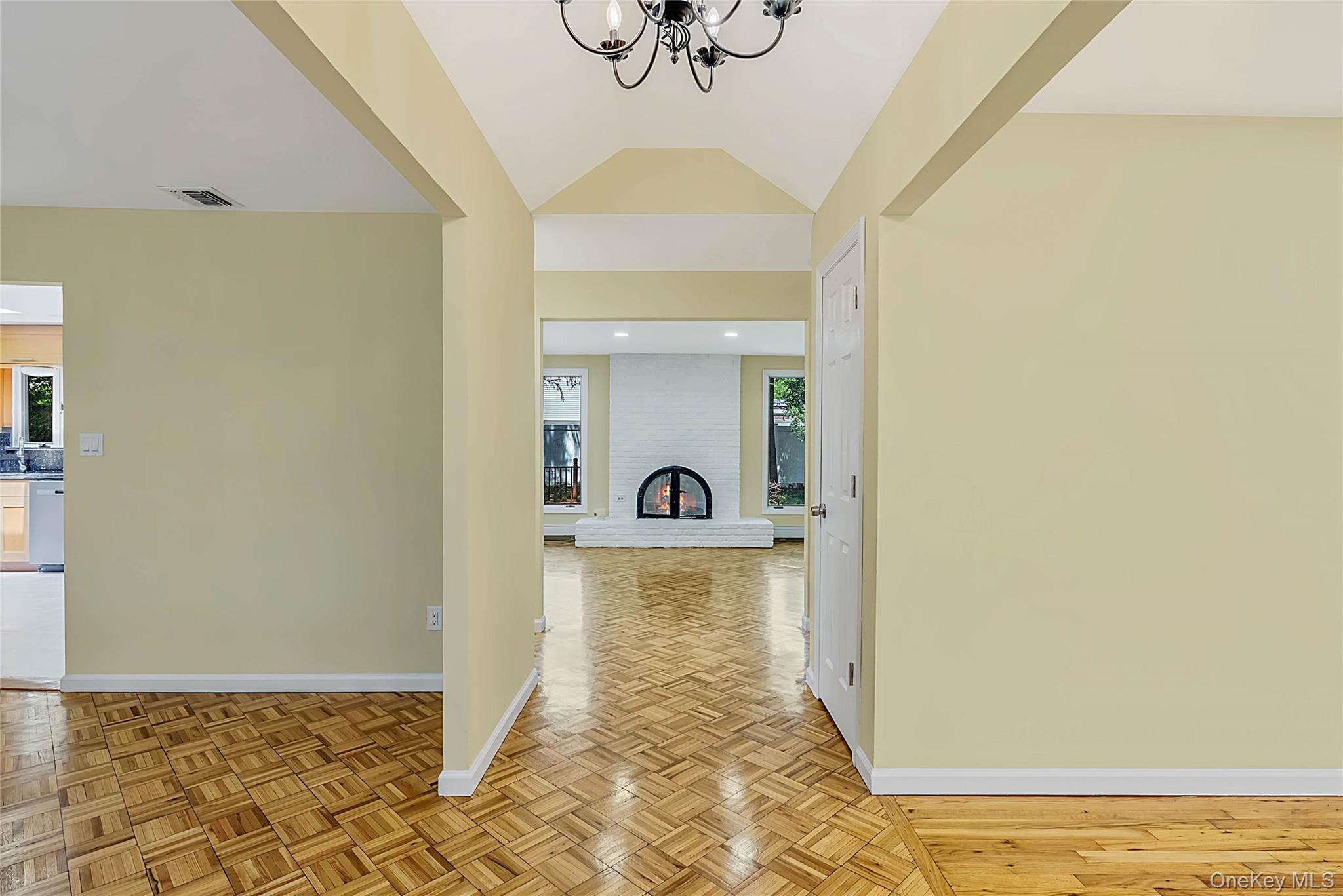 15 Dix Circle – For Sale photo 9
