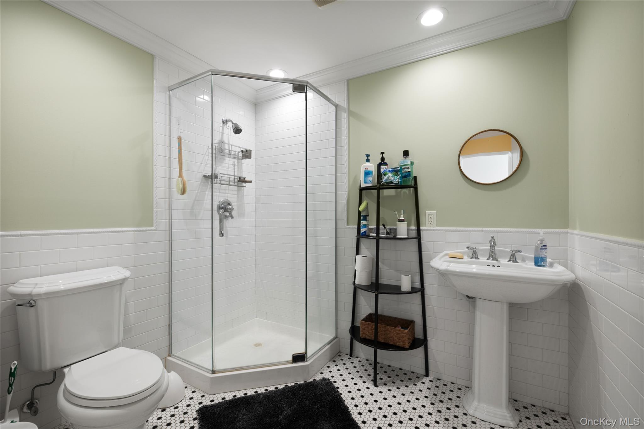 608 Shore Drive – For Sale