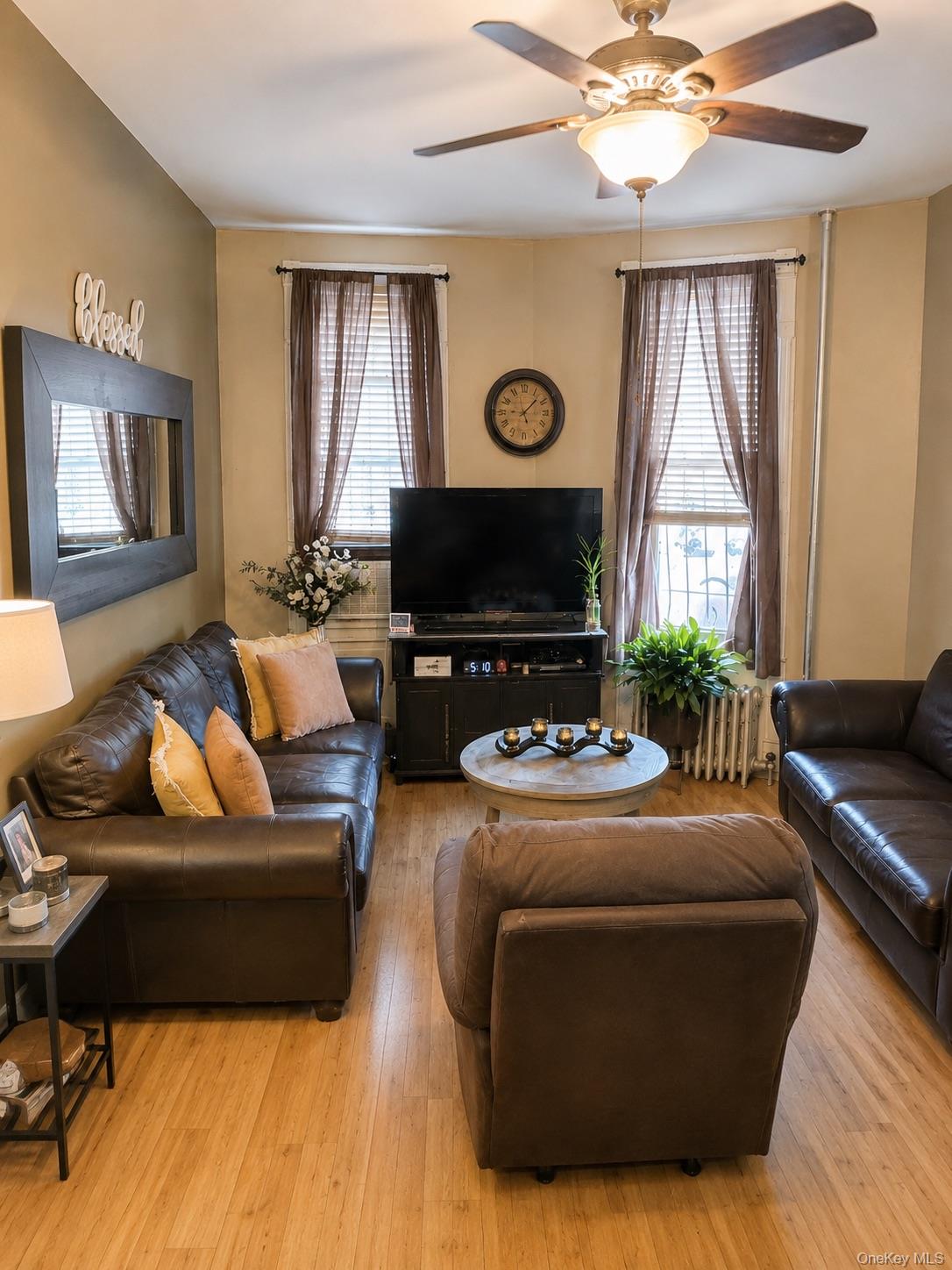 554 Central Avenue – For Sale photo 2