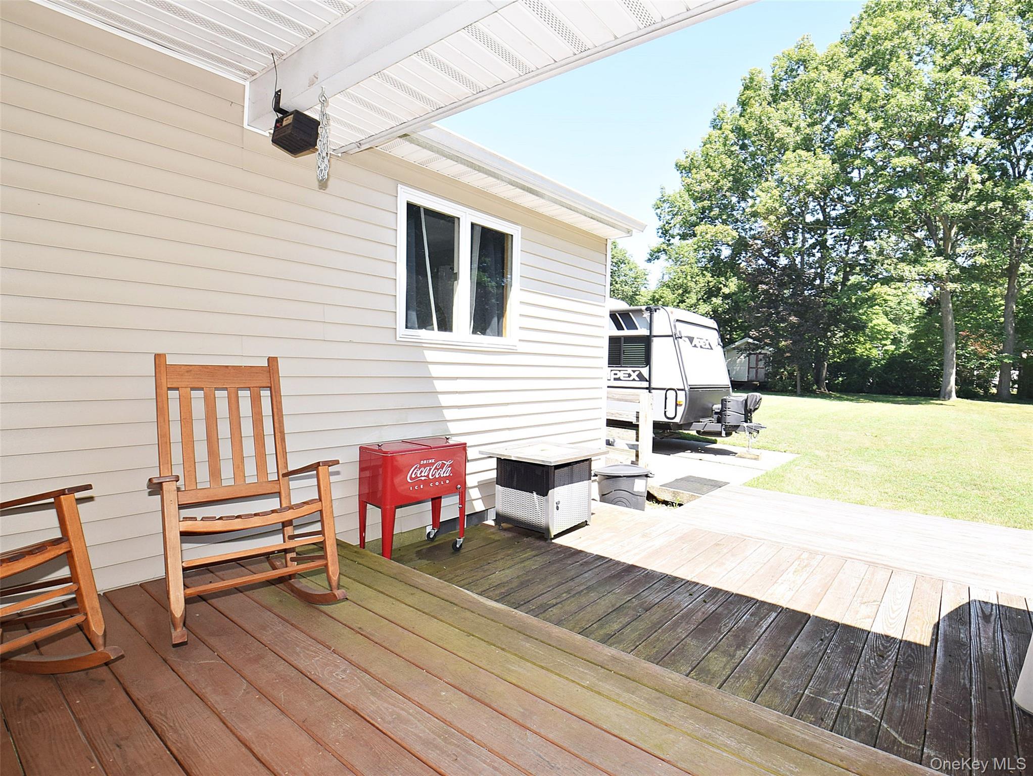 587 Johnson Avenue – For Sale photo 23