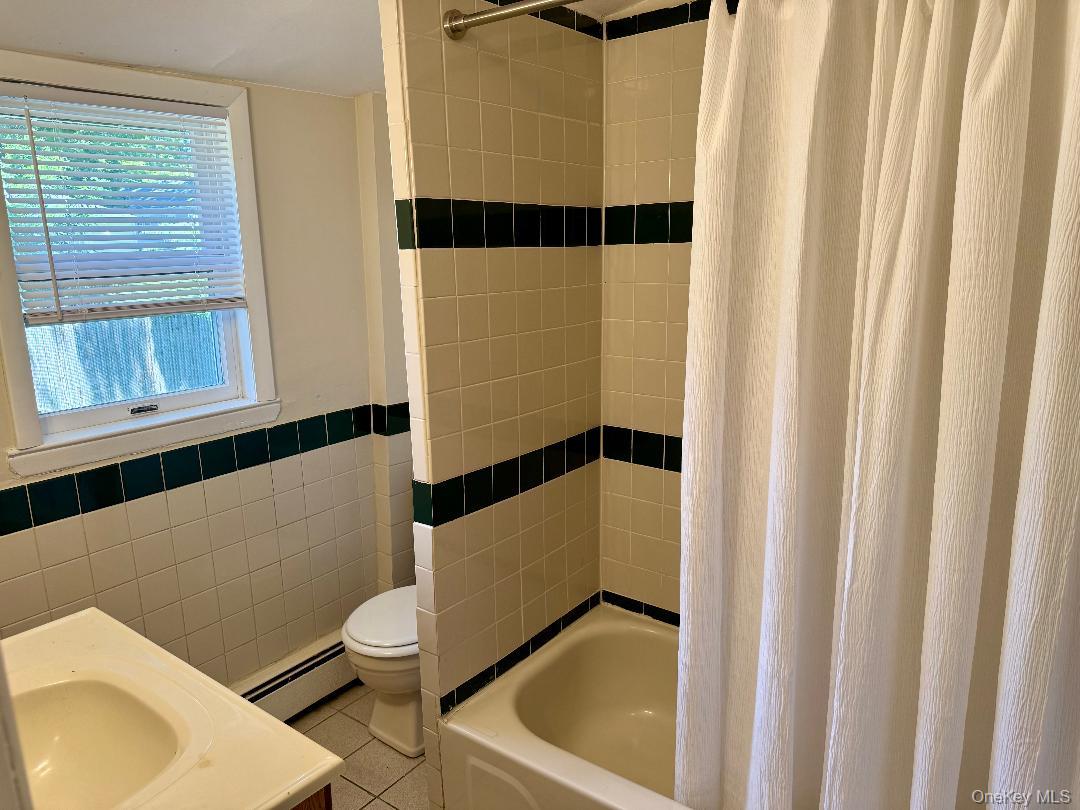 18 Kew – For Sale photo 11
