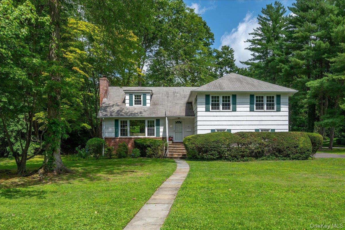 27 Meadowlark Road – For Sale