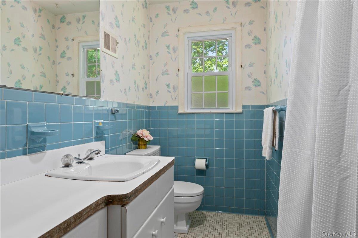27 Meadowlark Road – For Sale photo 20