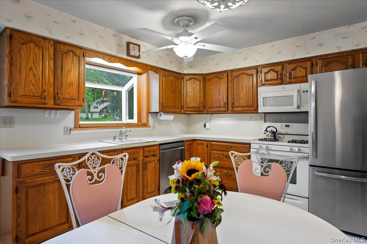 27 Meadowlark Road – For Sale photo 18