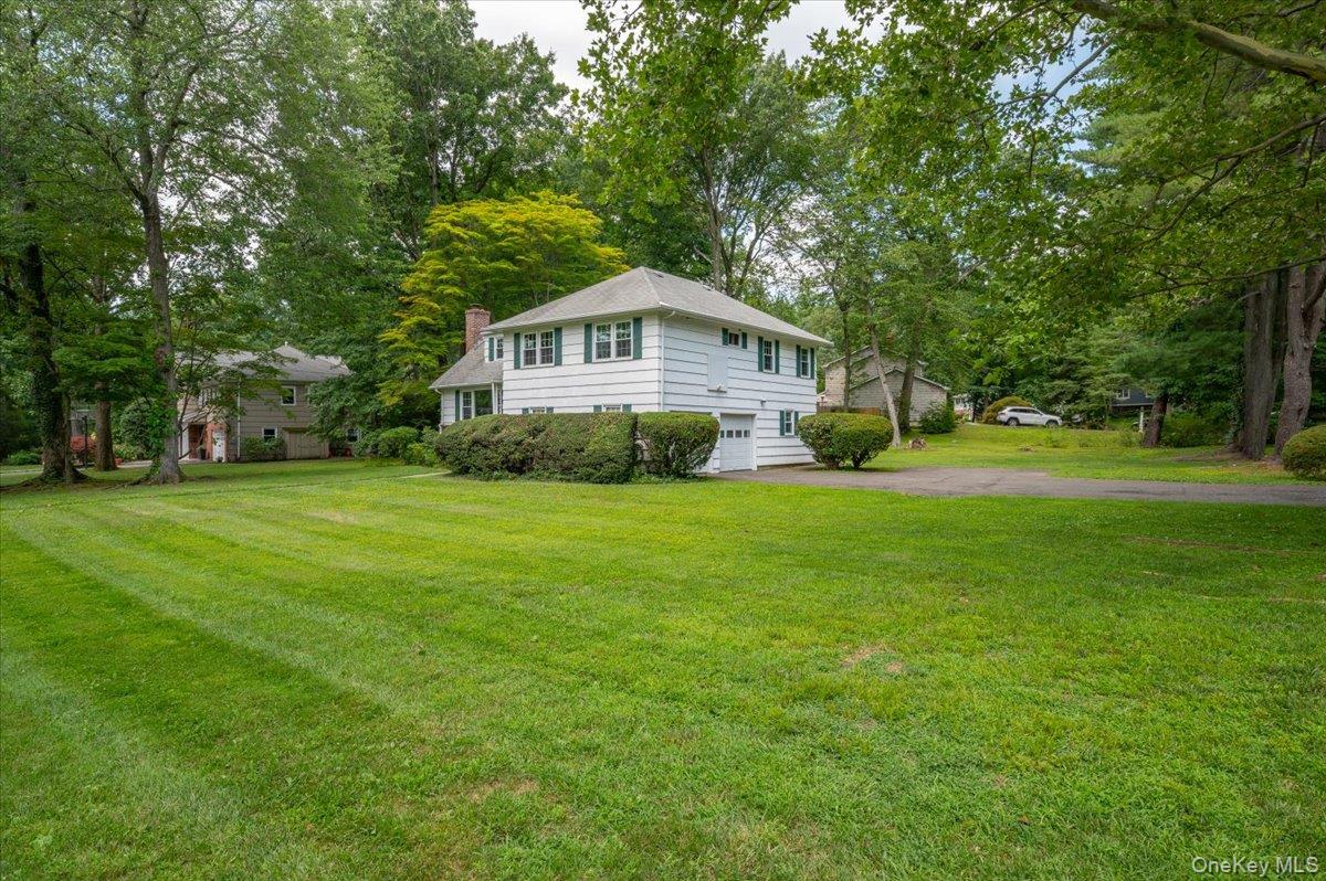 27 Meadowlark Road – For Sale photo 4