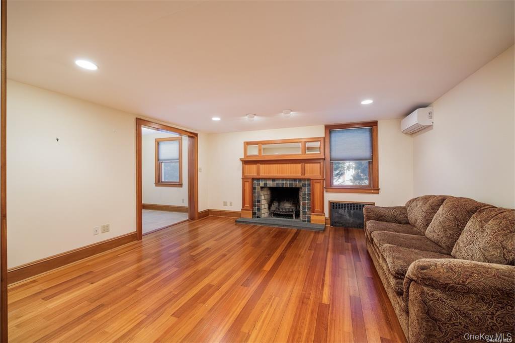 200 Lincoln Avenue – For Rent photo 2