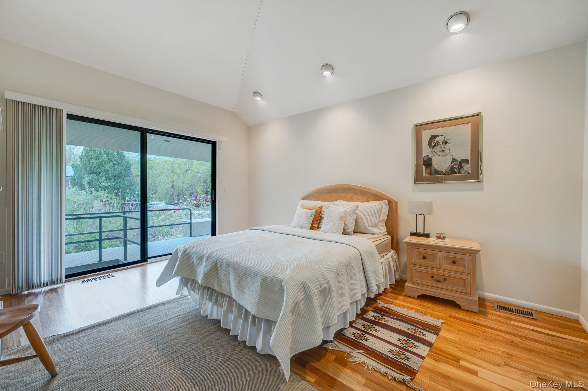 5 Kew Court – For Sale photo 33