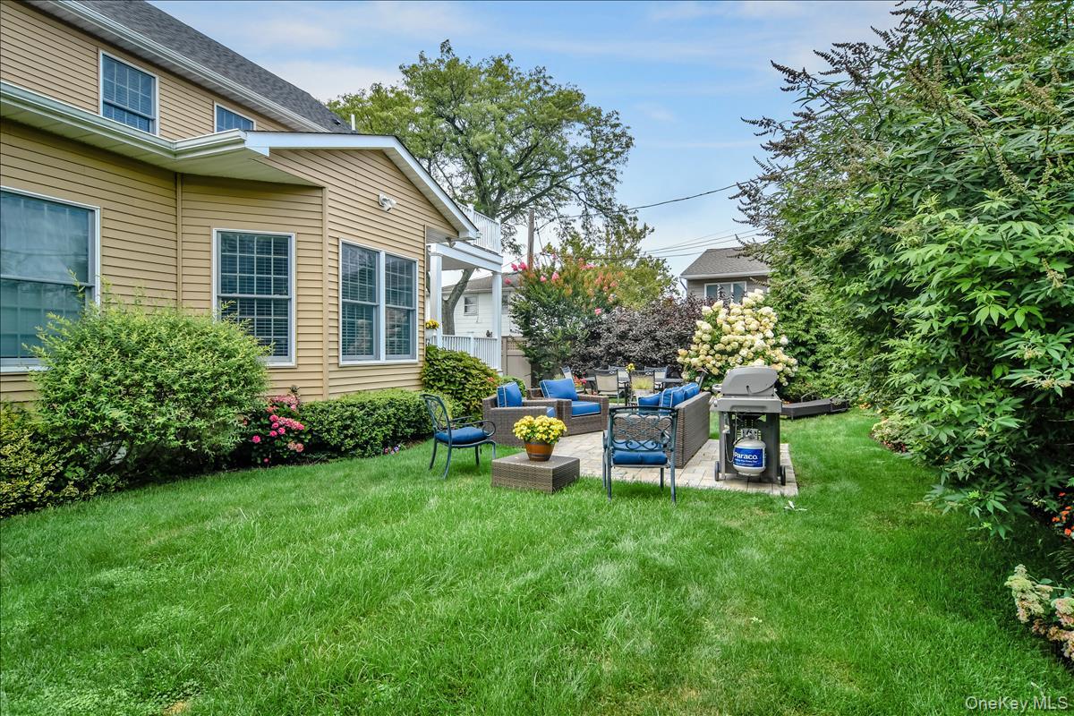 954 Glenridge Avenue – For Sale photo 8