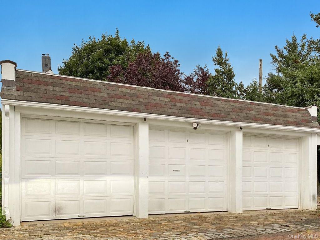 132 N 6th Avenue – For Sale photo 2