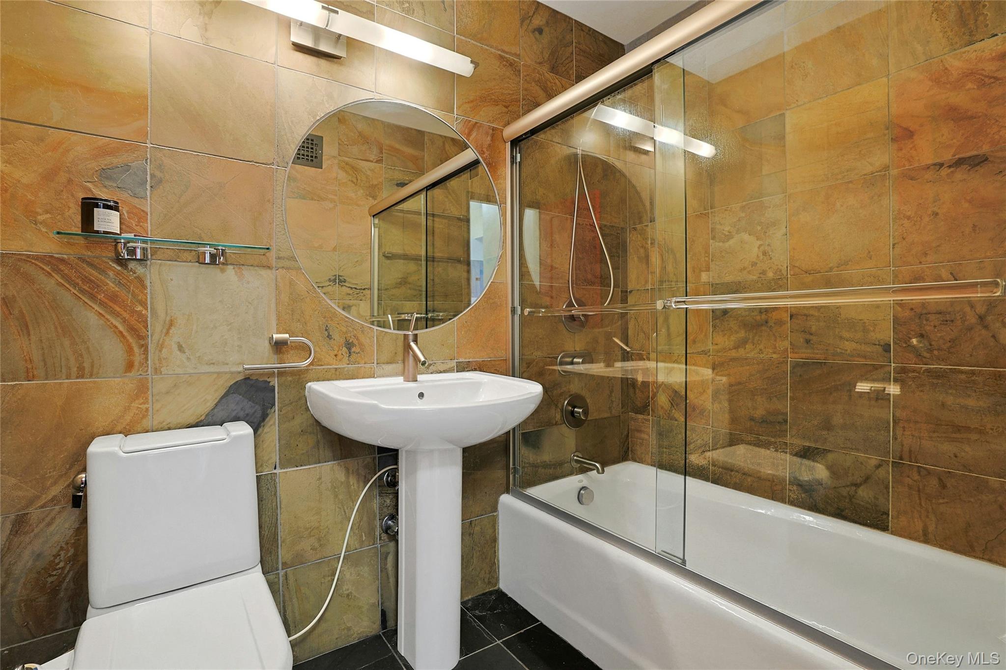 103 Gedney Street, Unit 6G photo 28
