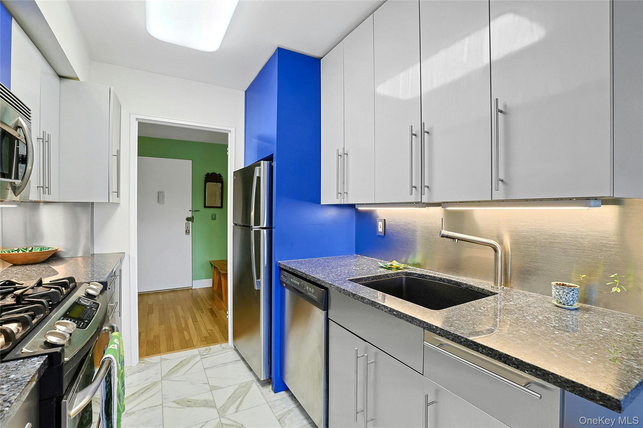 103 Gedney Street, Unit 6G photo 21