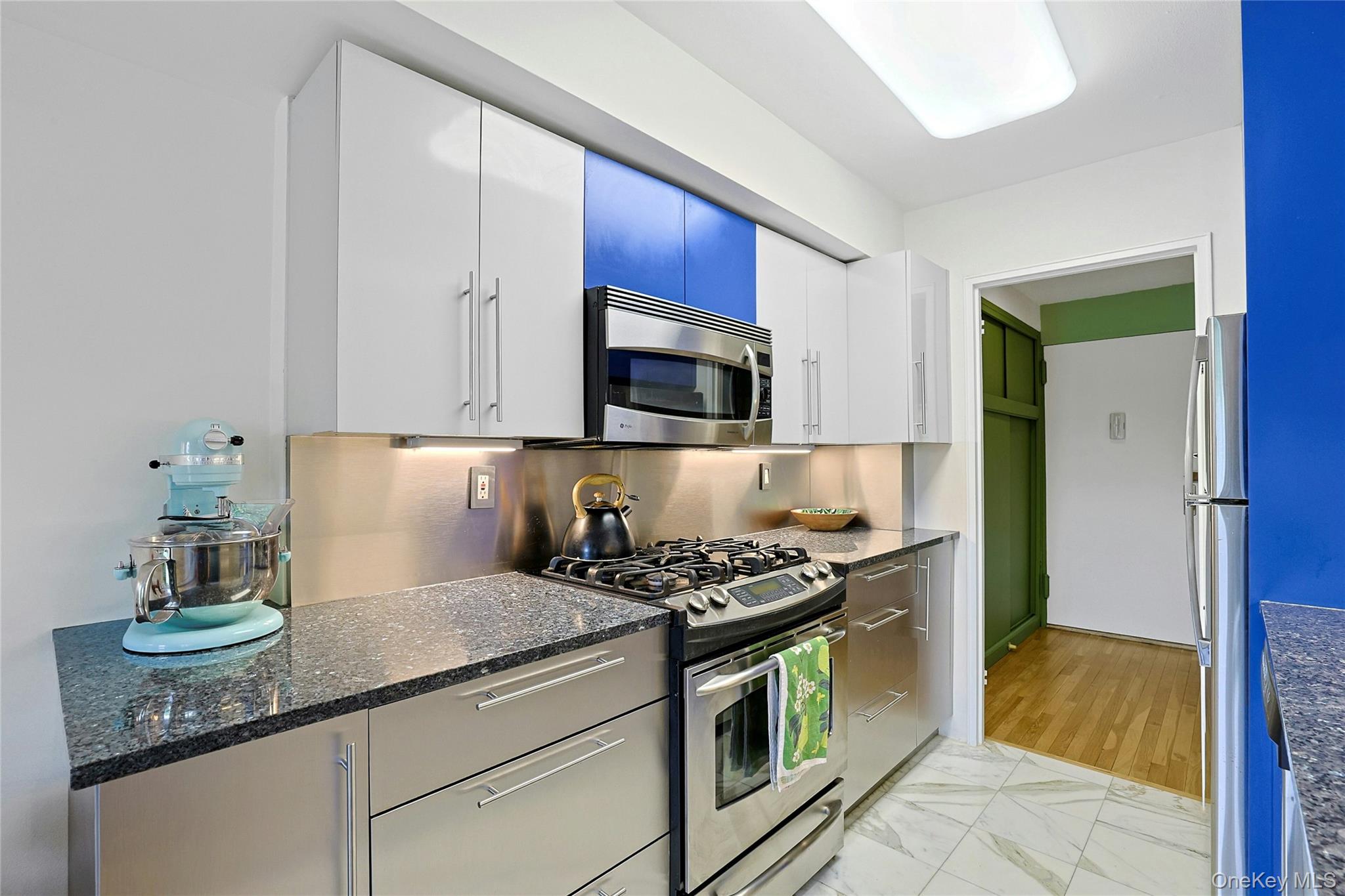 103 Gedney Street, Unit 6G photo 20
